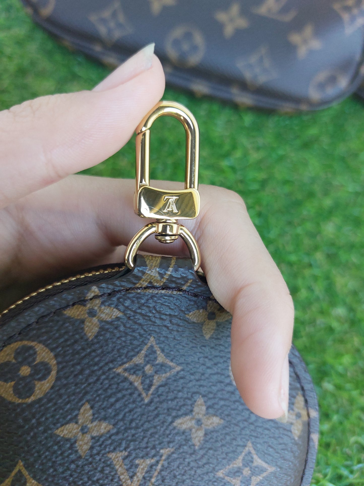 Louis Vuitton Multipochette