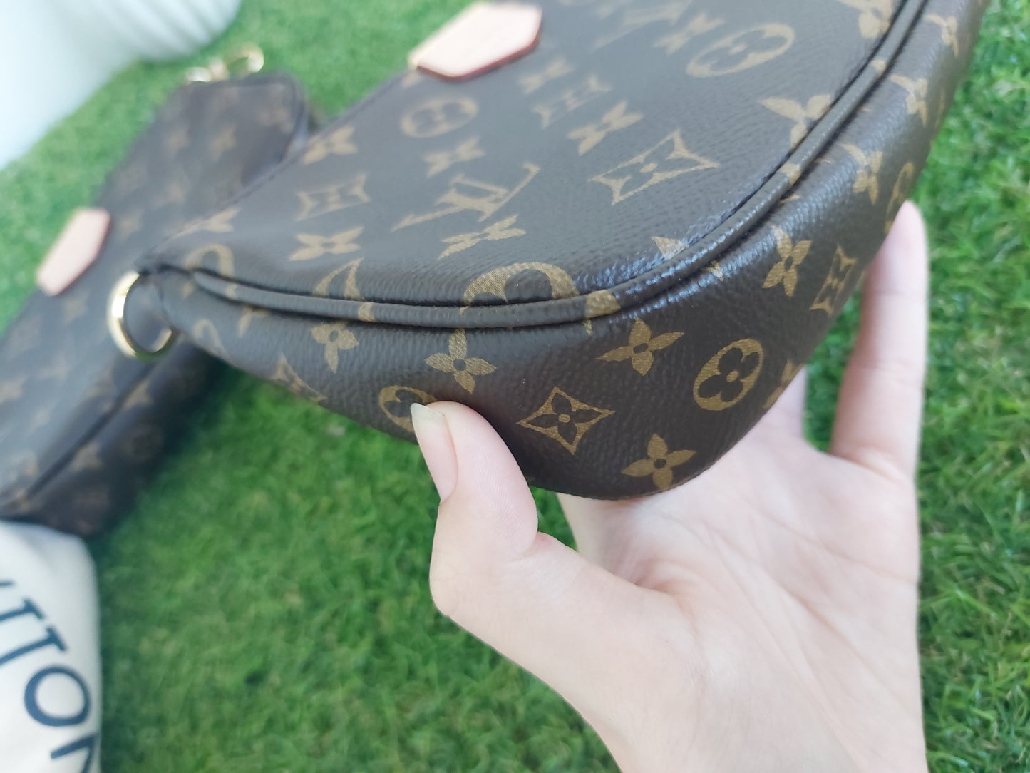 Louis Vuitton Multipochette