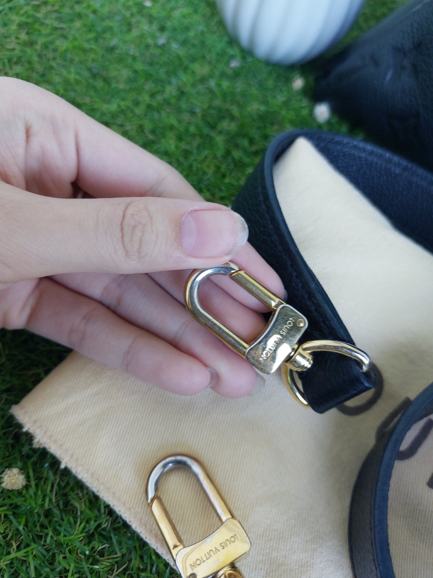 Louis Vuitton Pochette Metis
