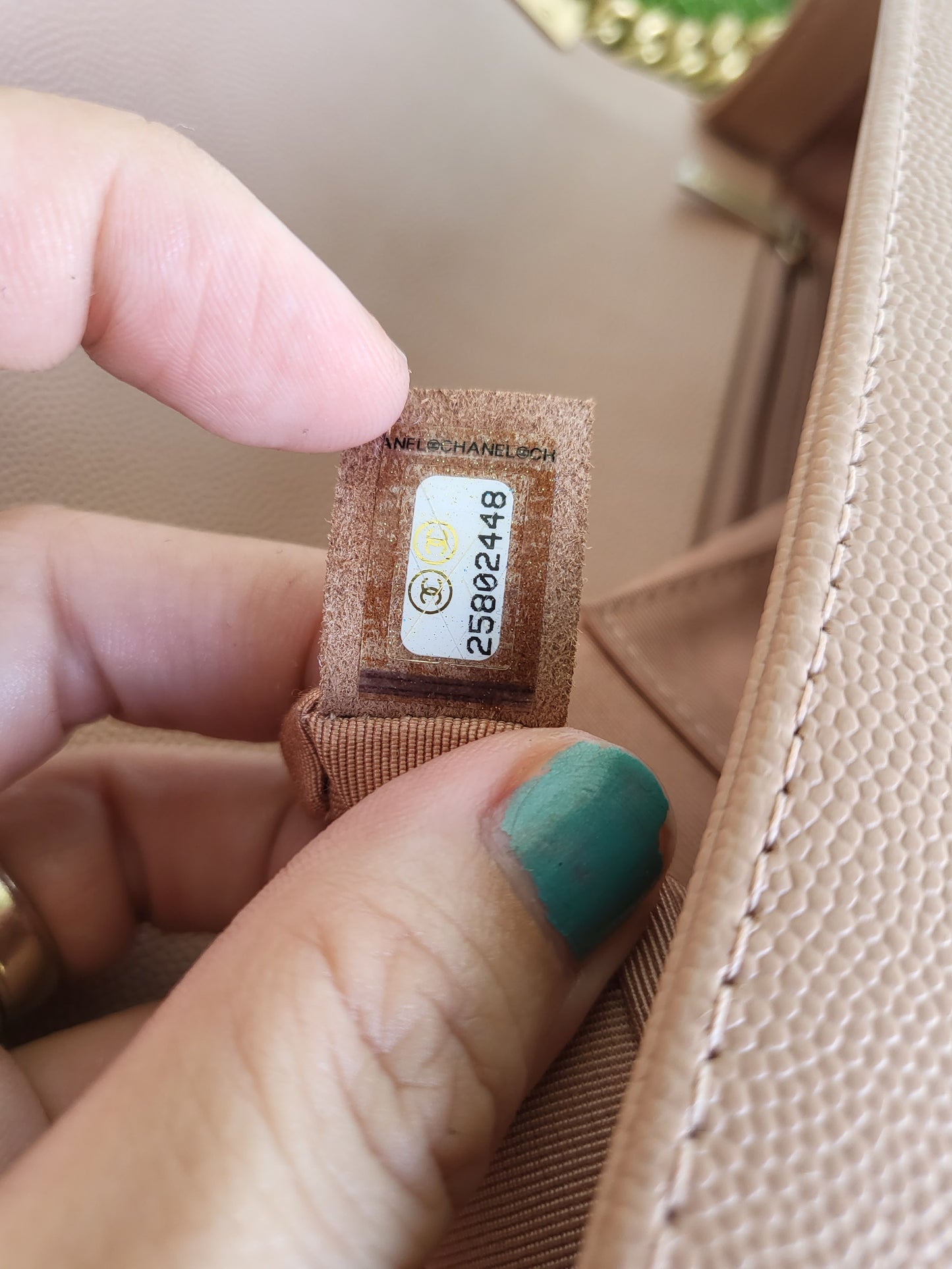 Chanel Le Boy New Medium beige/old rose GHW