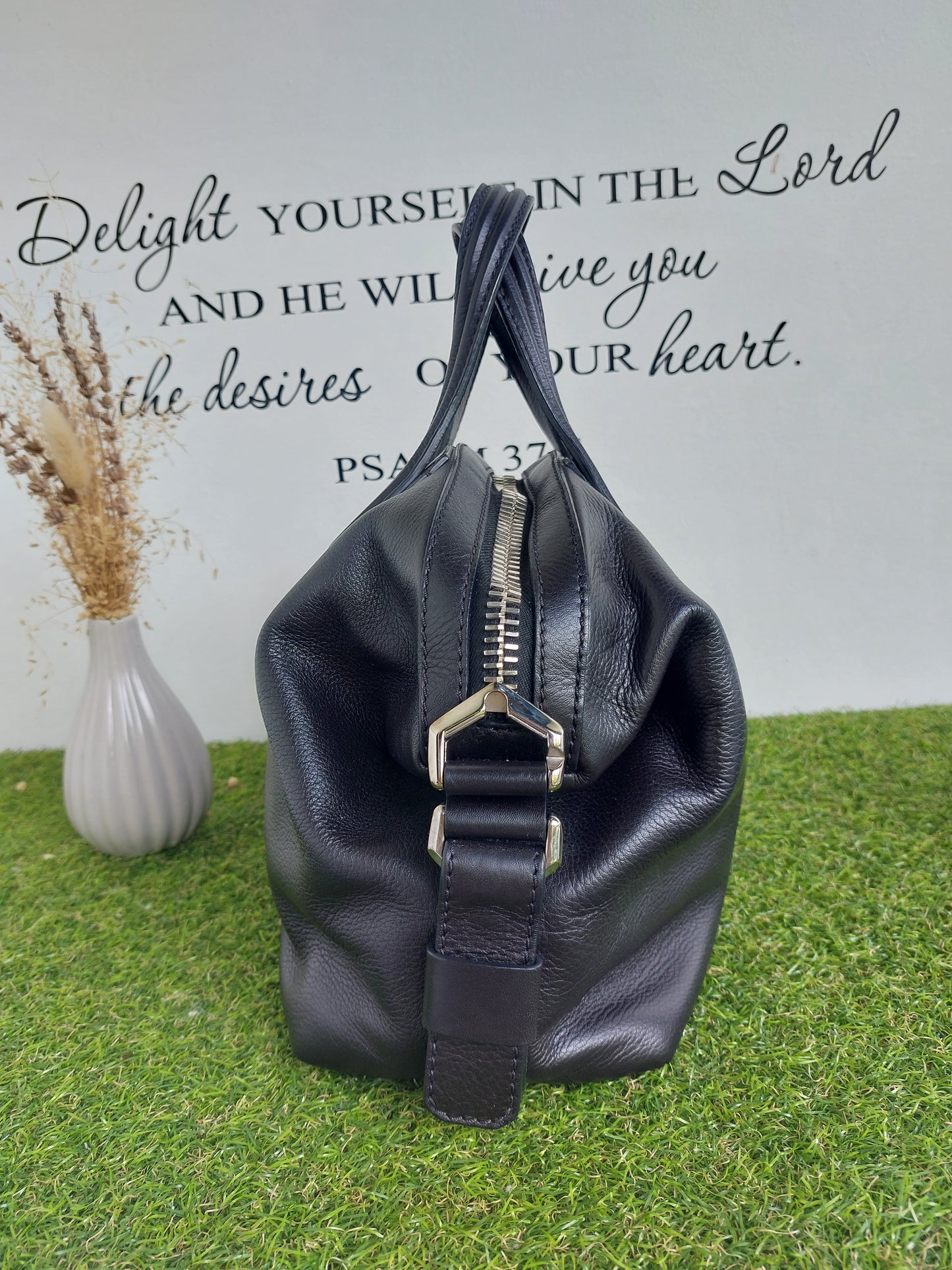 Givenchy Nightingale Small