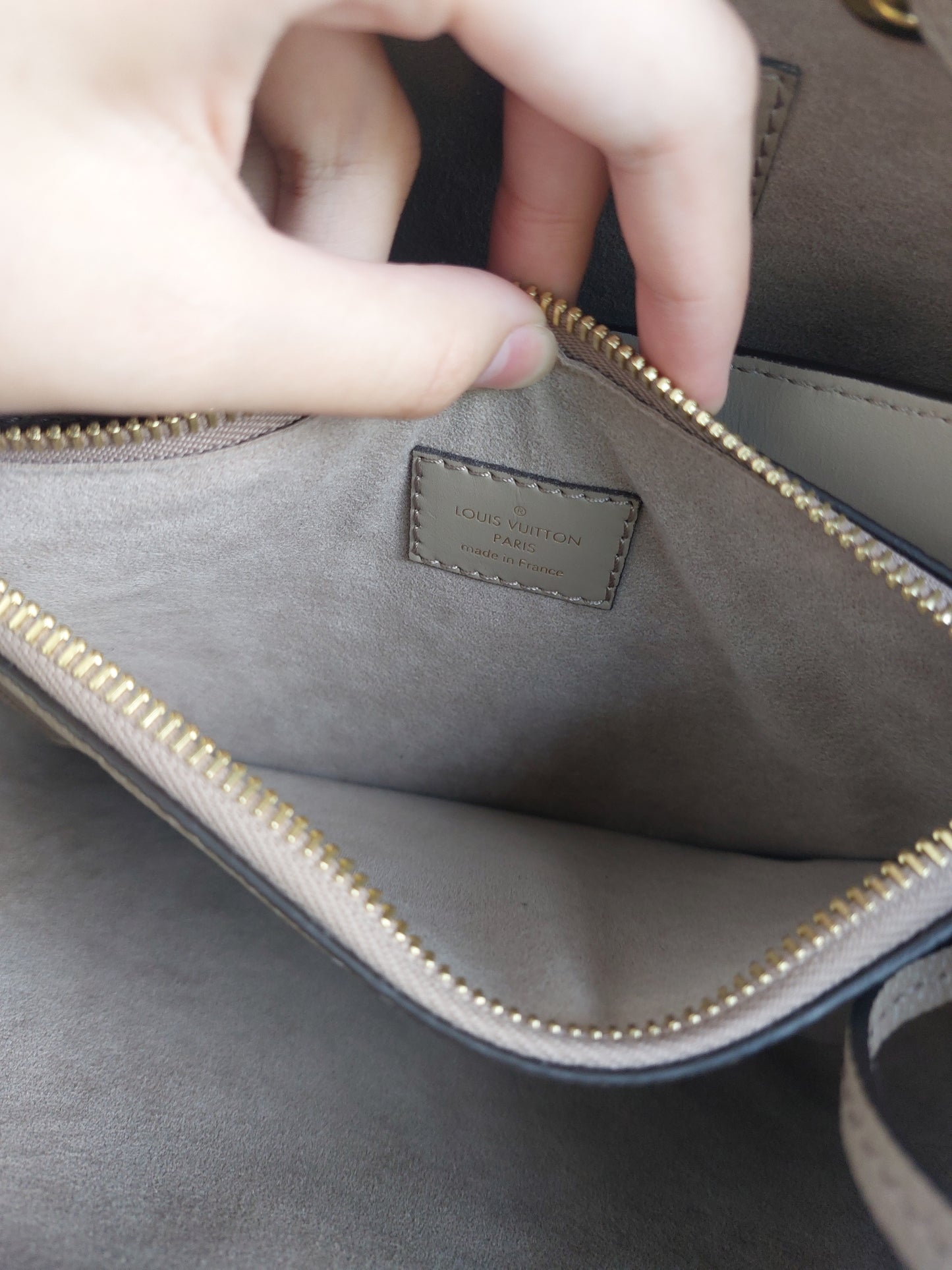 Louis Vuitton Neonoe Emp