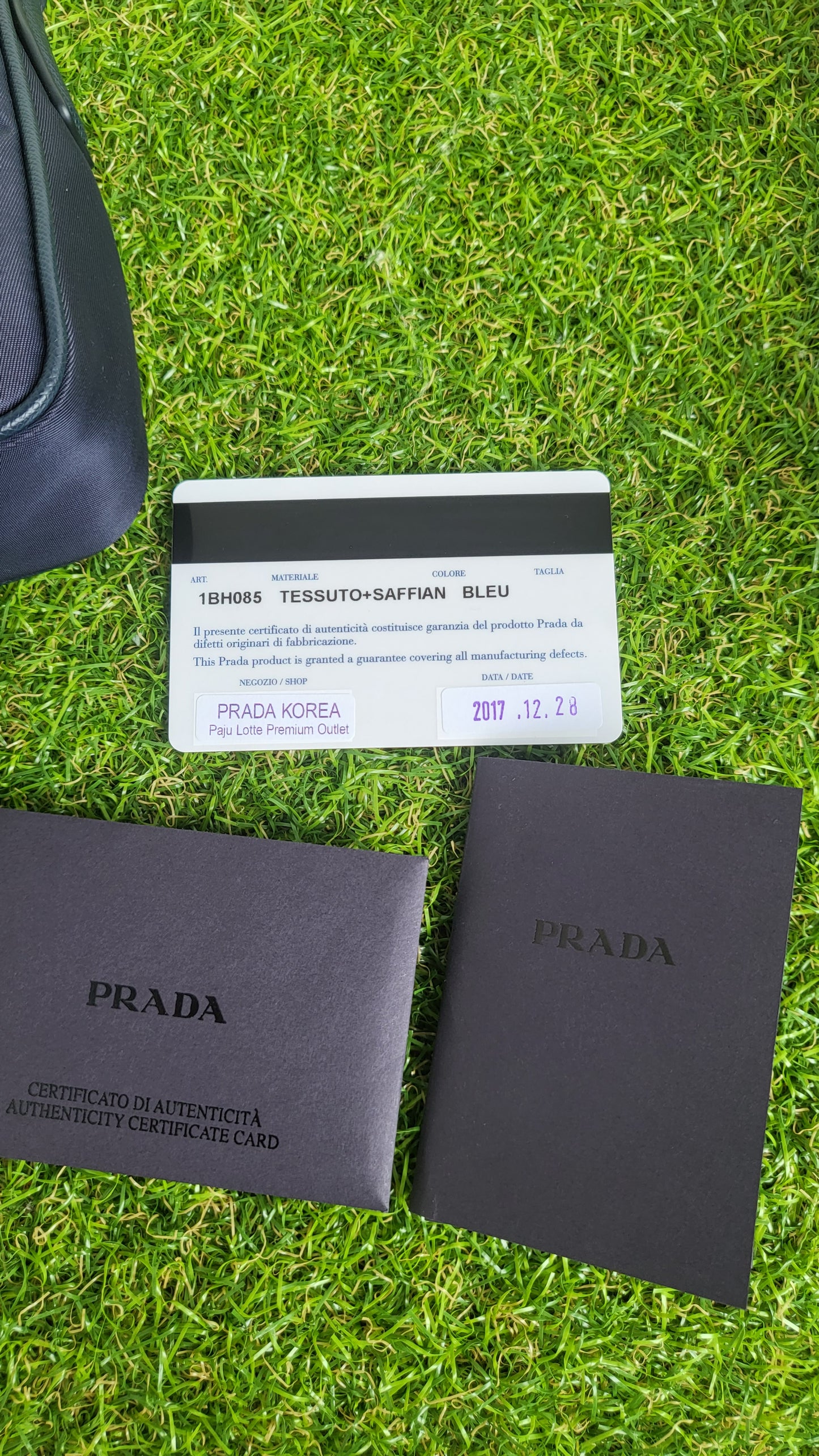 Prada tessuto flap small