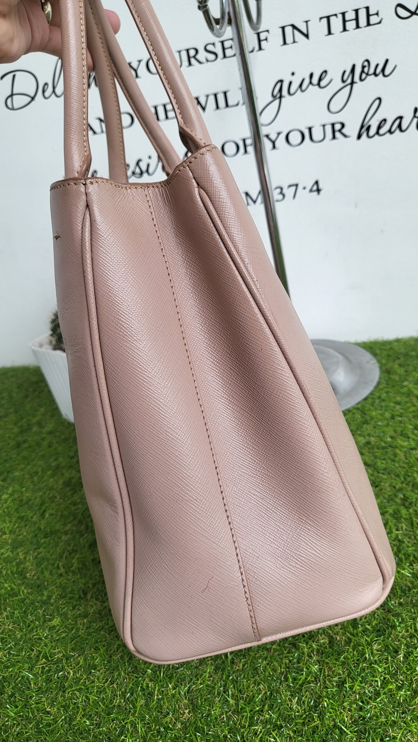 Prada Saffiano Cammeo