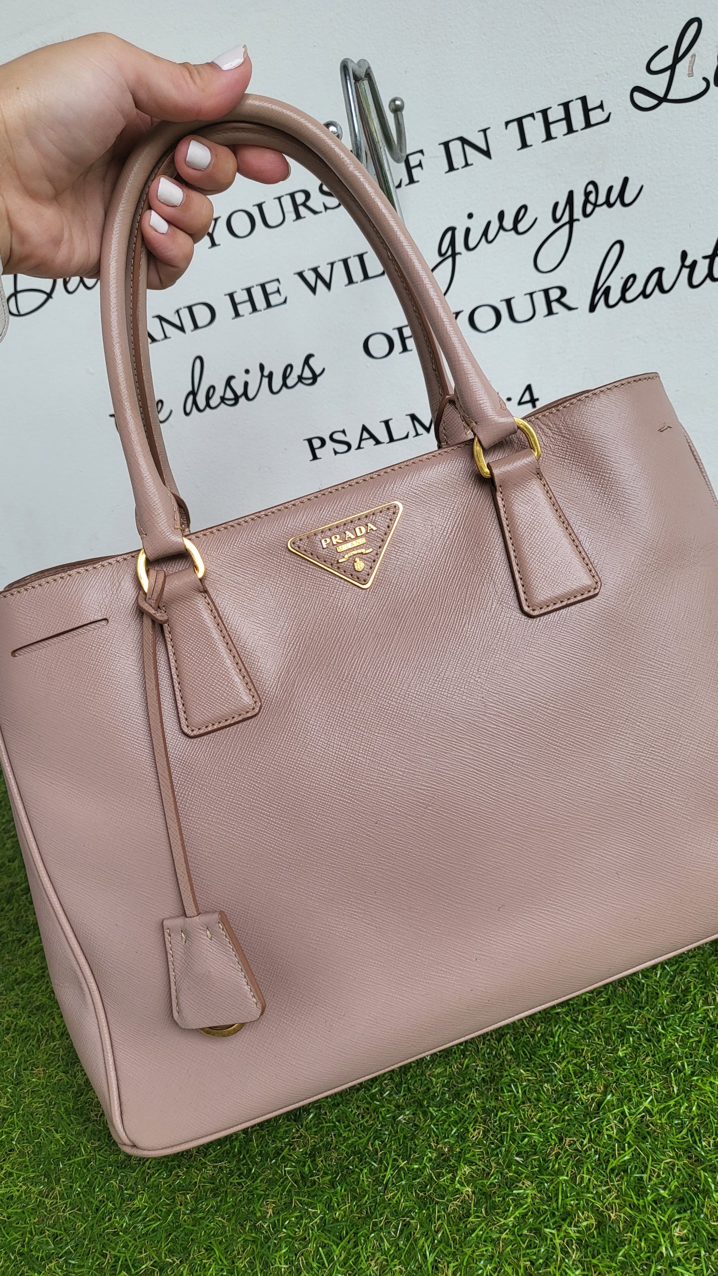 Prada Saffiano Cammeo