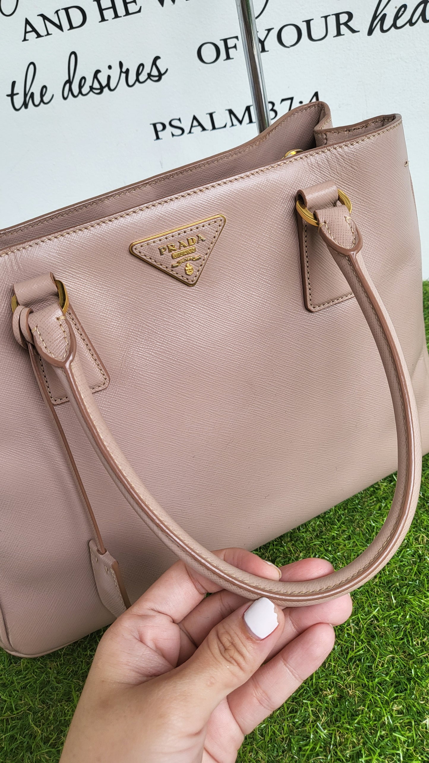 Prada Saffiano Cammeo