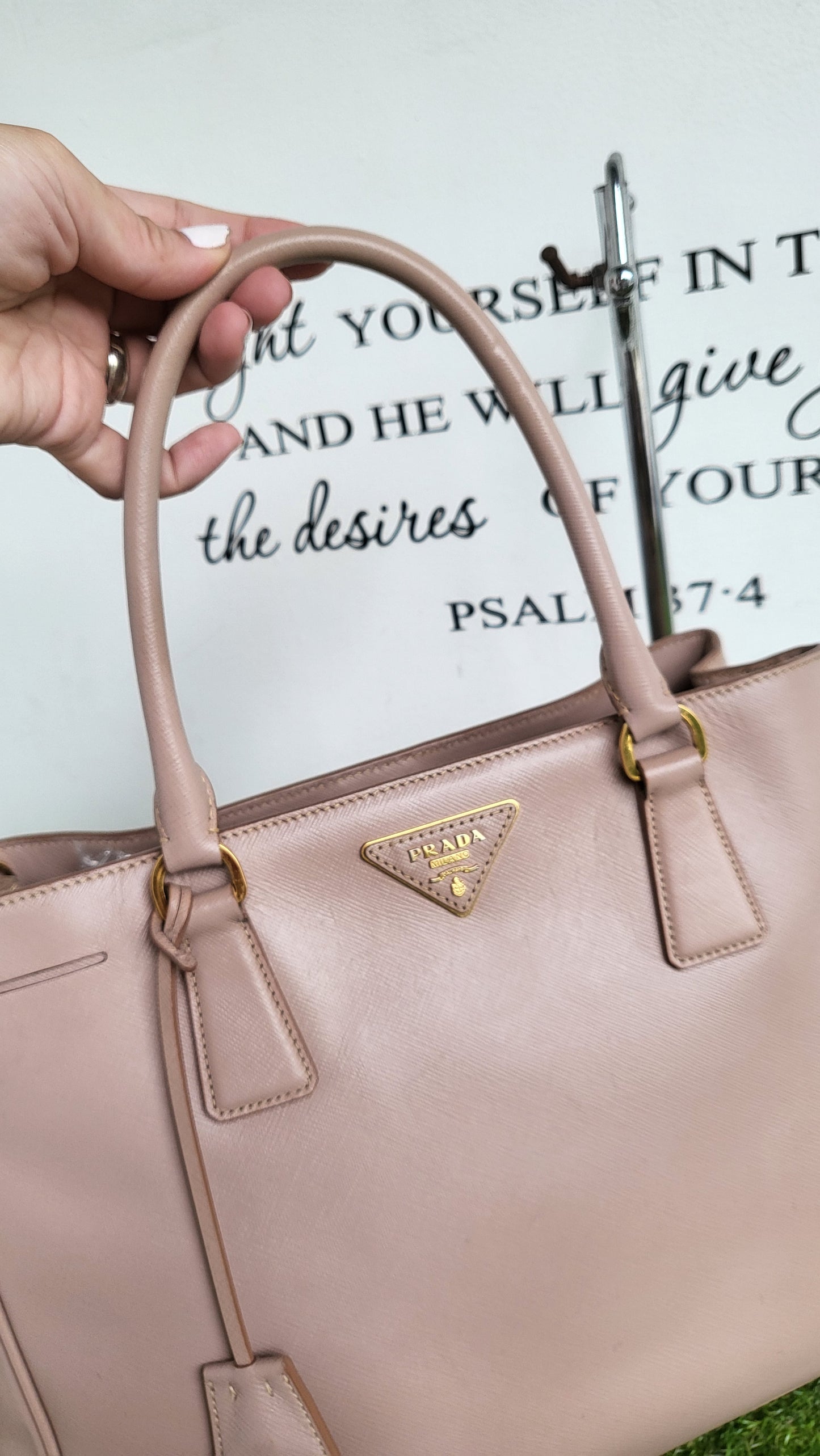 Prada Saffiano Cammeo
