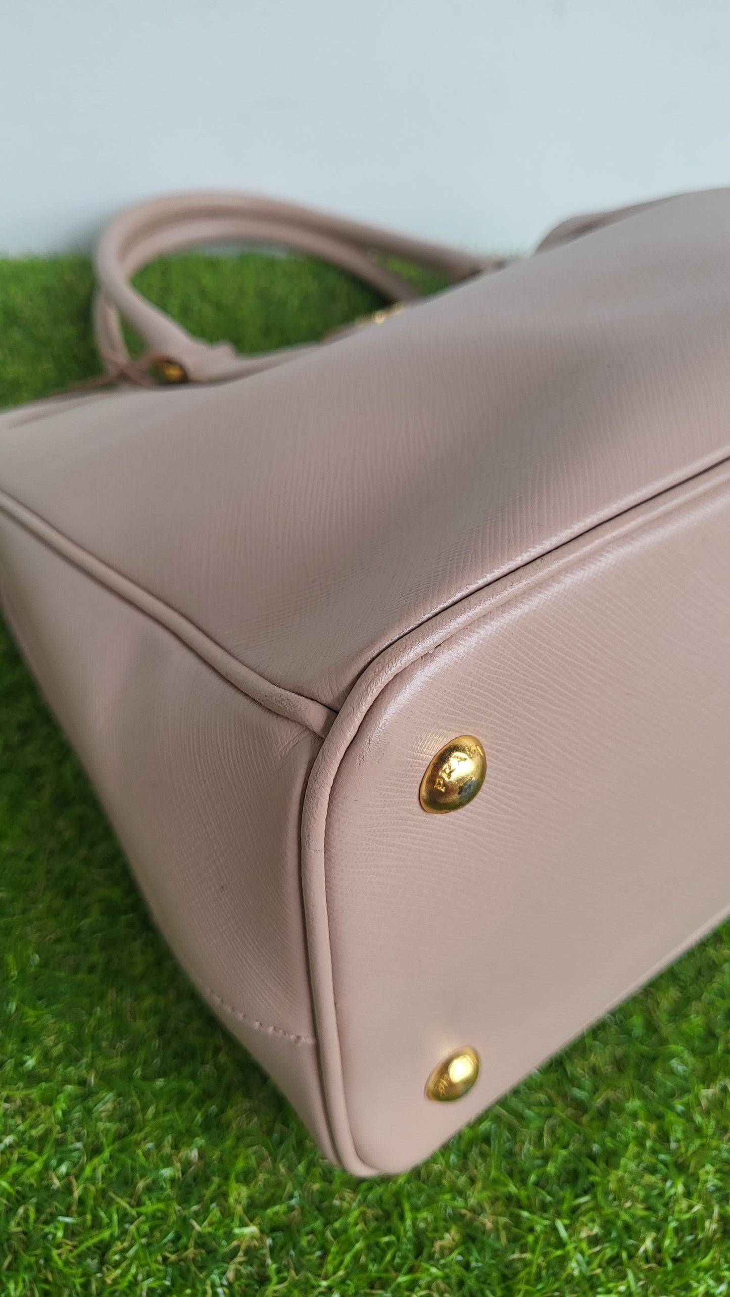 Prada Saffiano Cammeo