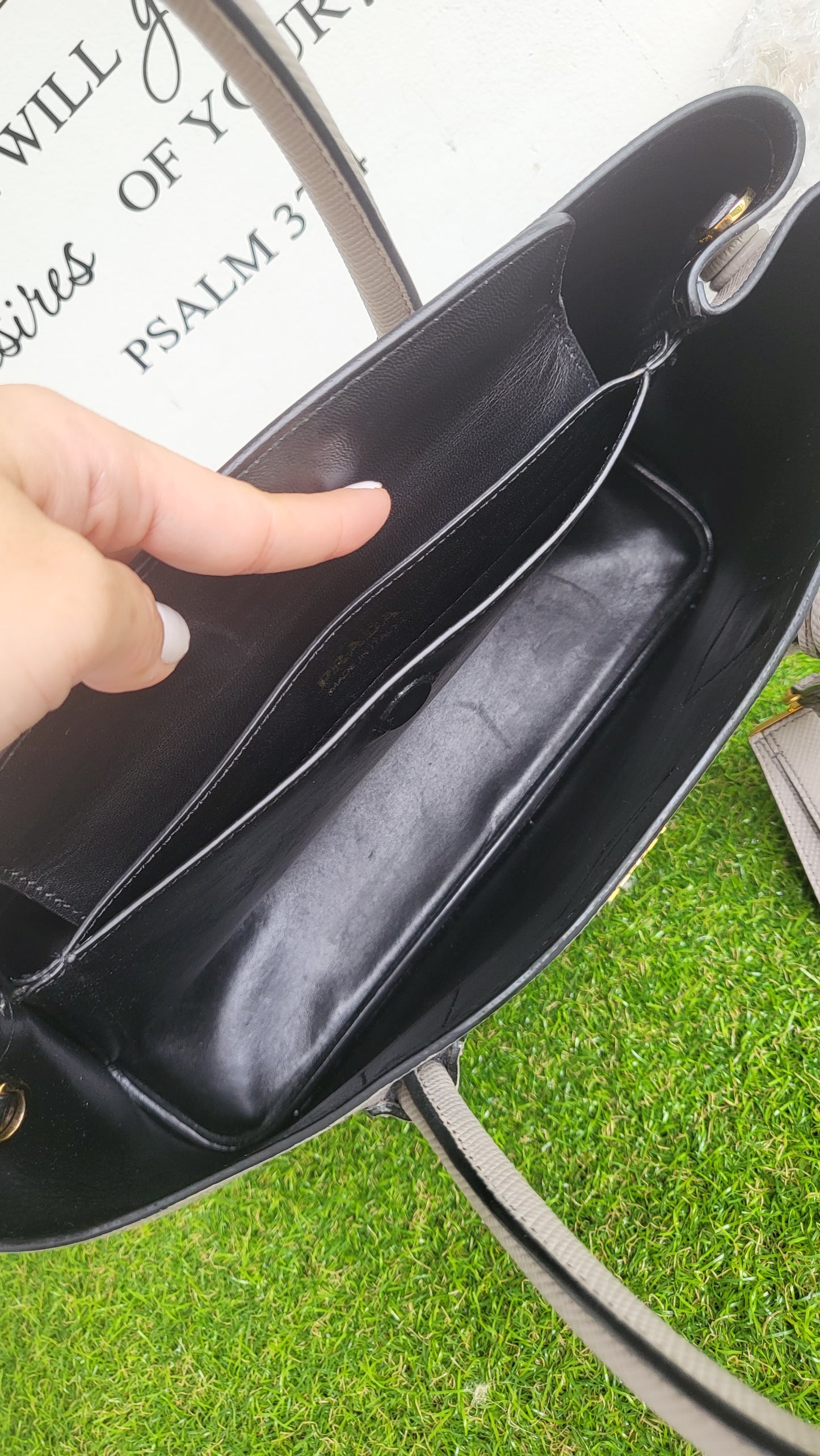 Prada Cuir