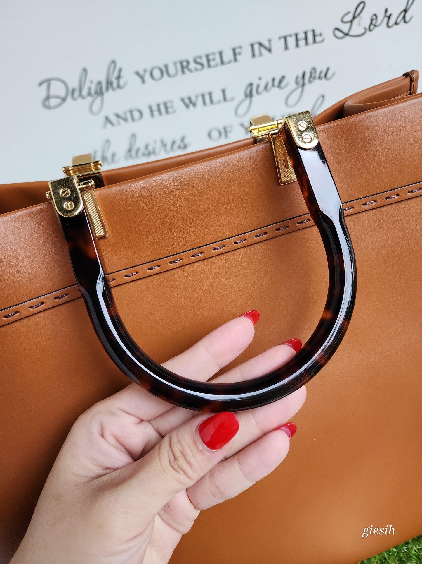 Fendi Sunshine medium
