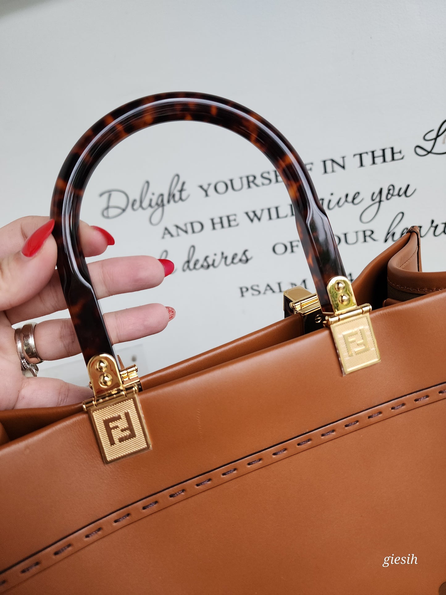 Fendi Sunshine medium