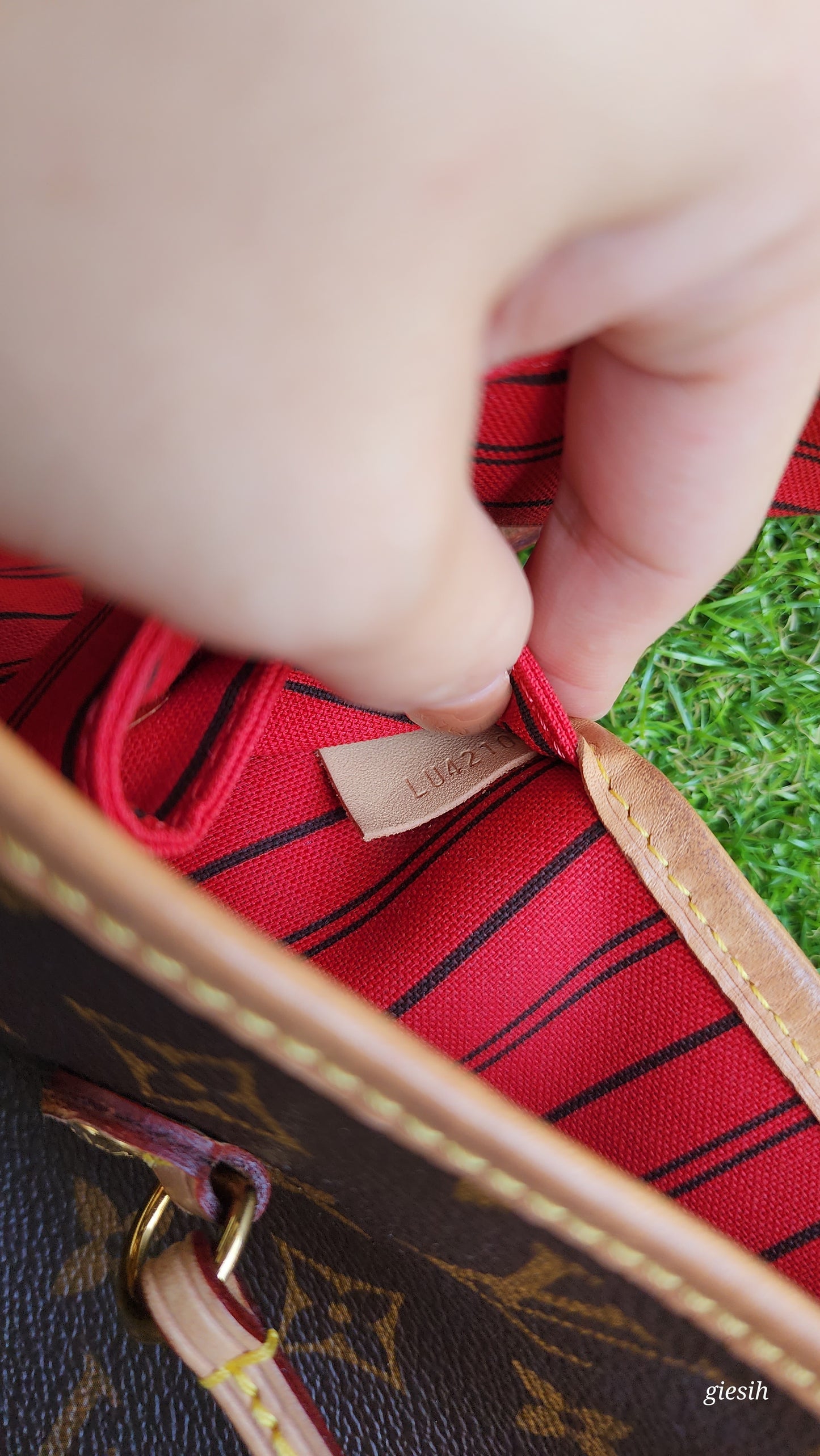 Louis Vuitton Neverfull MM