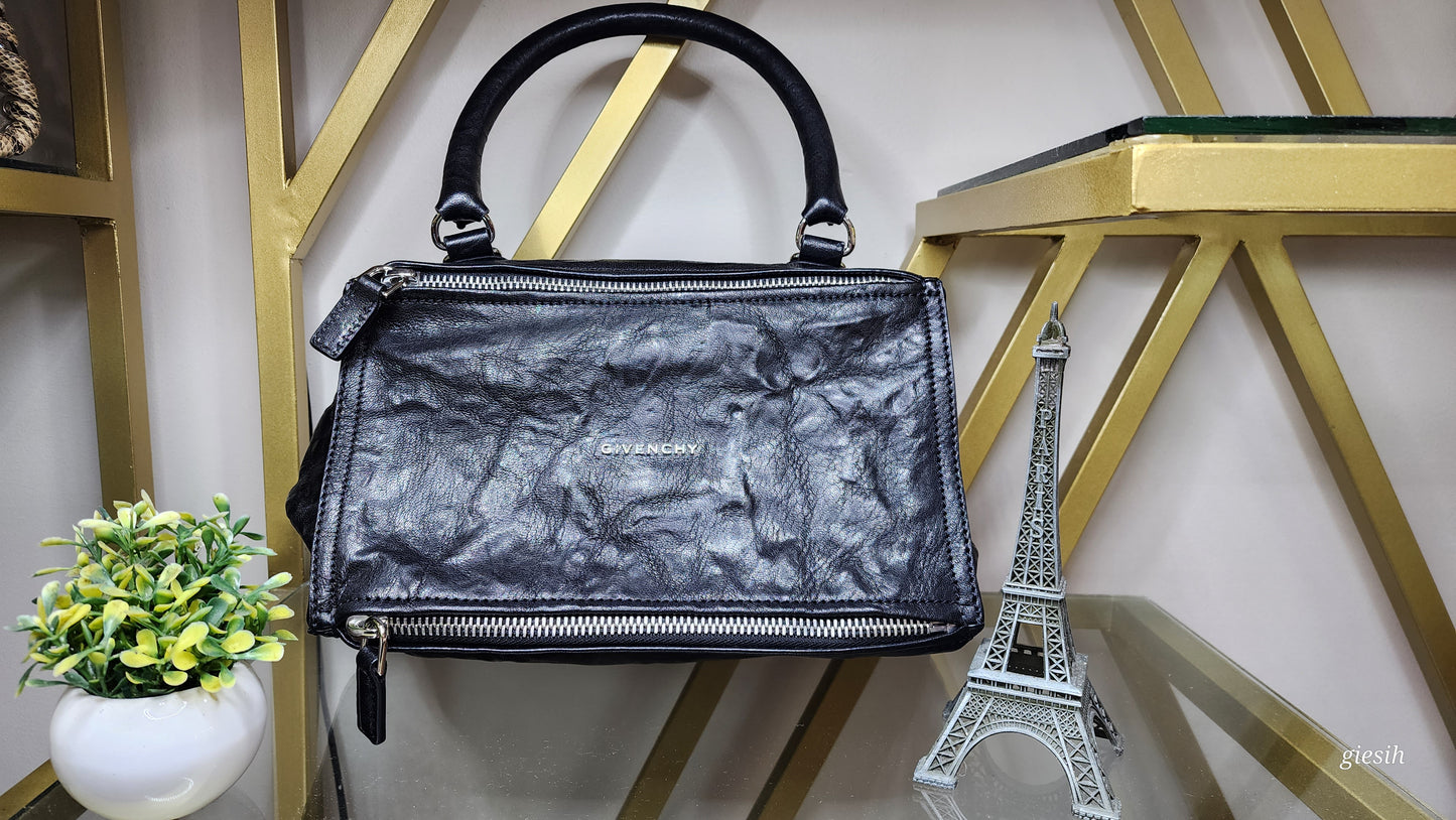 Givenchy Pandora Medium Sheep