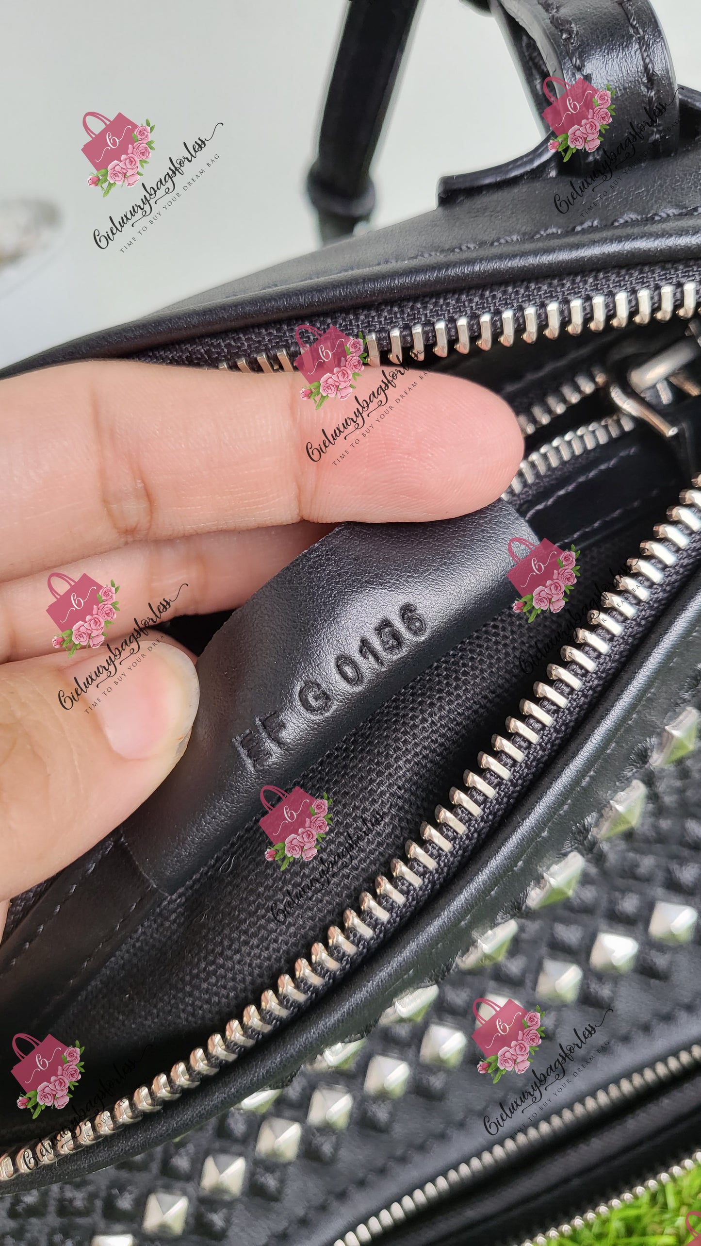 Givenchy Pandora Mini