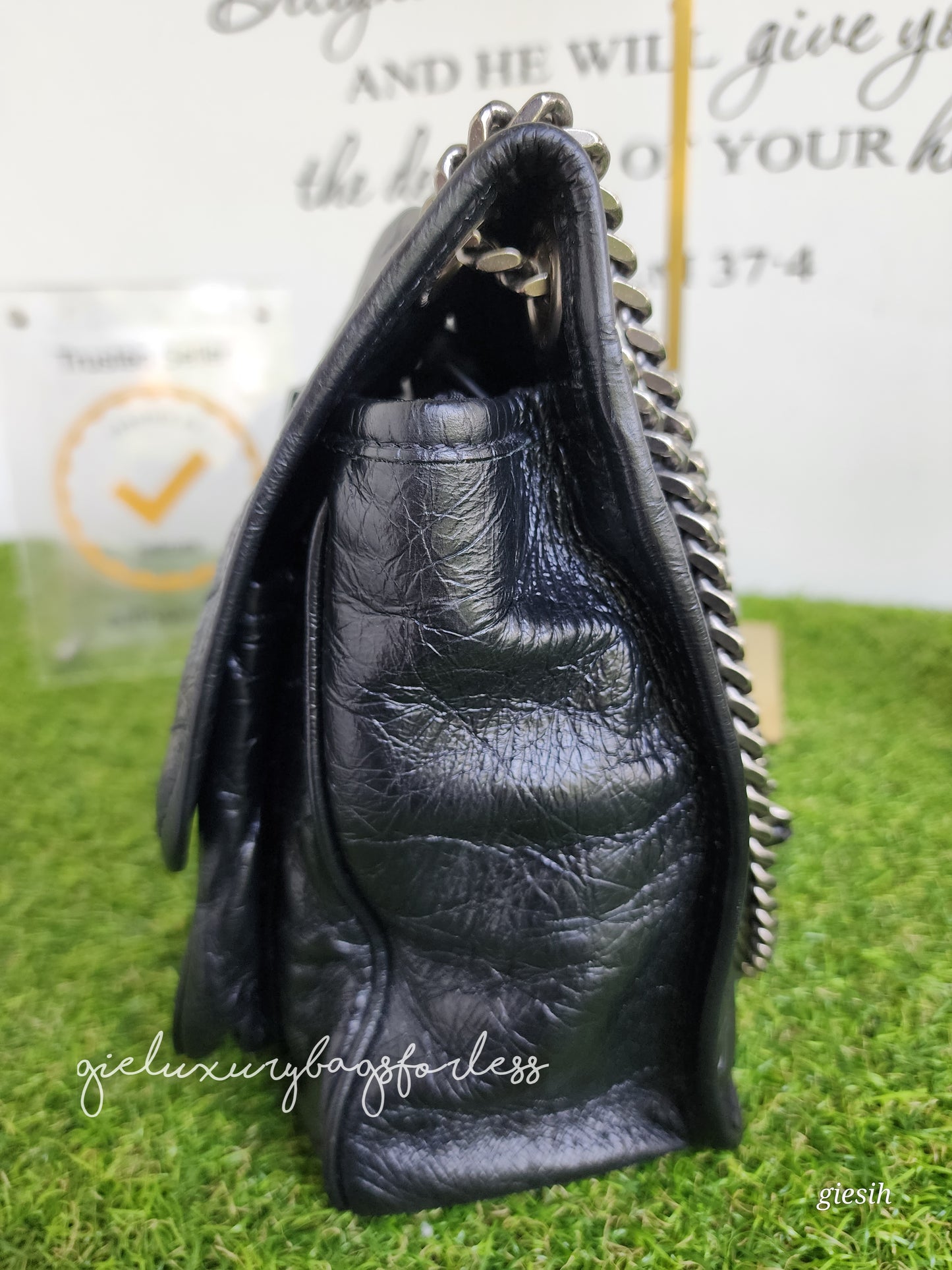 YSL Niki Medium
