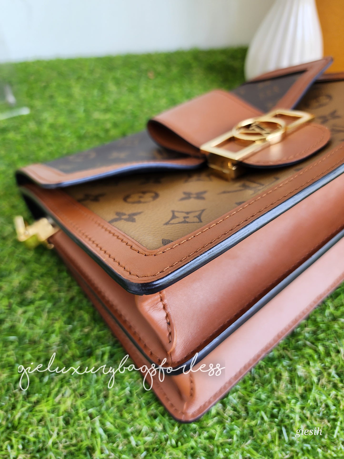 Louis Vuitton Dauphine MM