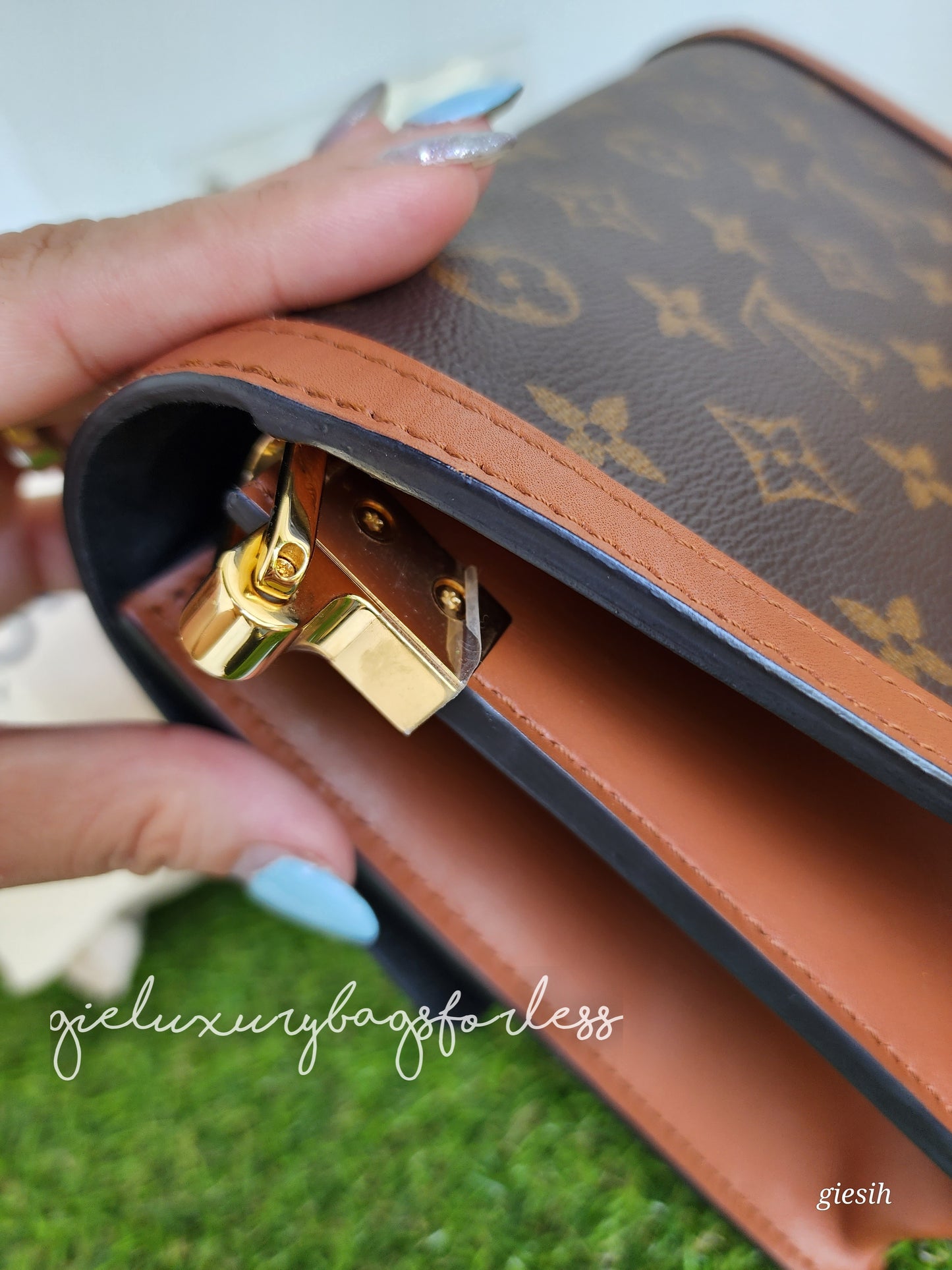 Louis Vuitton Dauphine MM