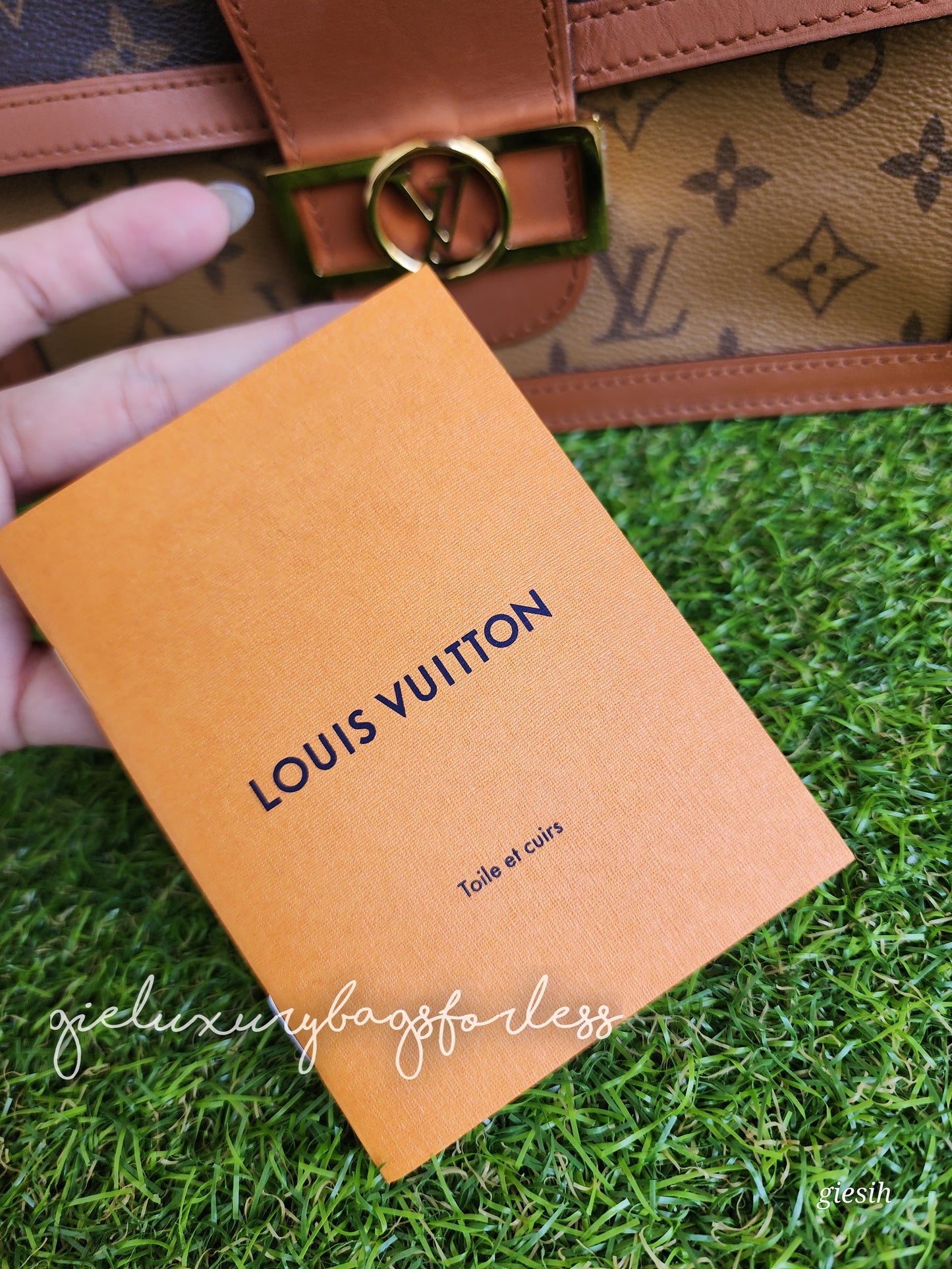 Louis Vuitton Dauphine MM