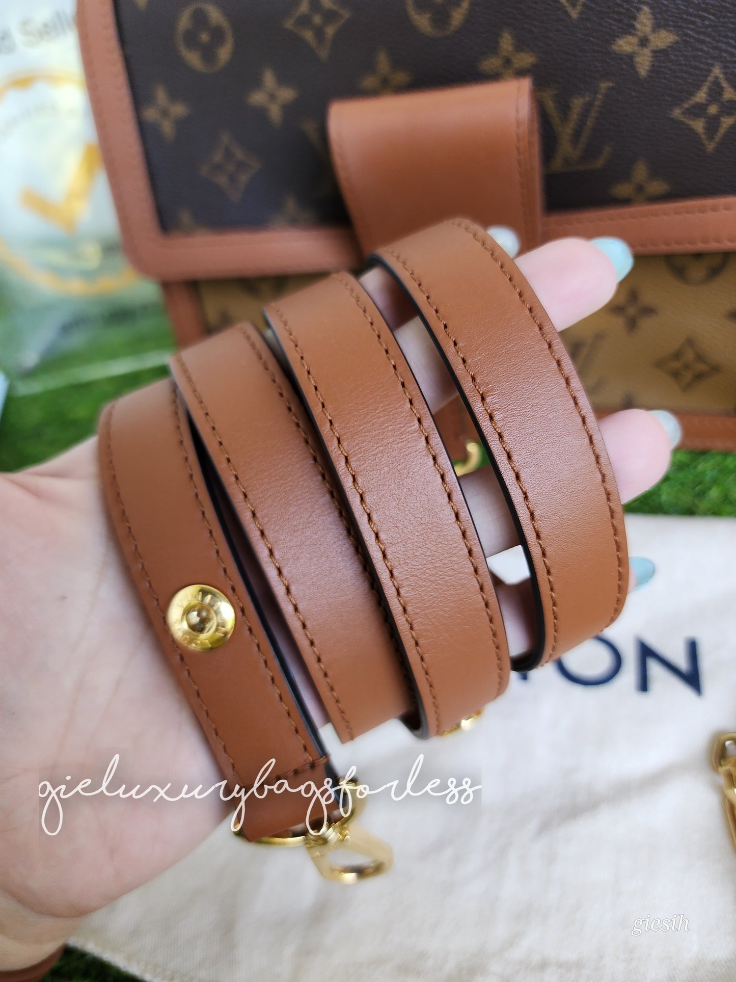 Louis Vuitton Dauphine MM