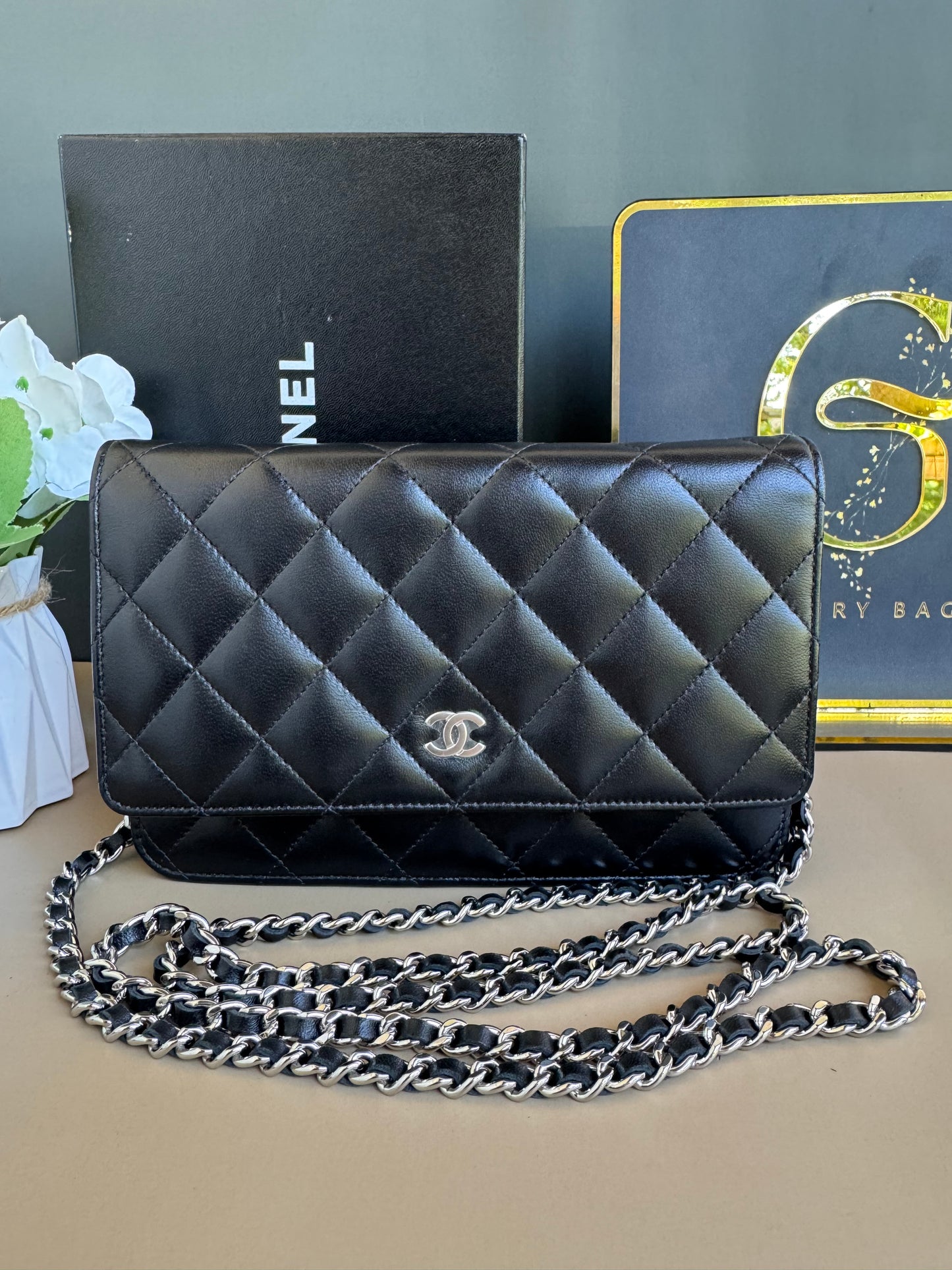 CHANEL WALLET ON CHAIN