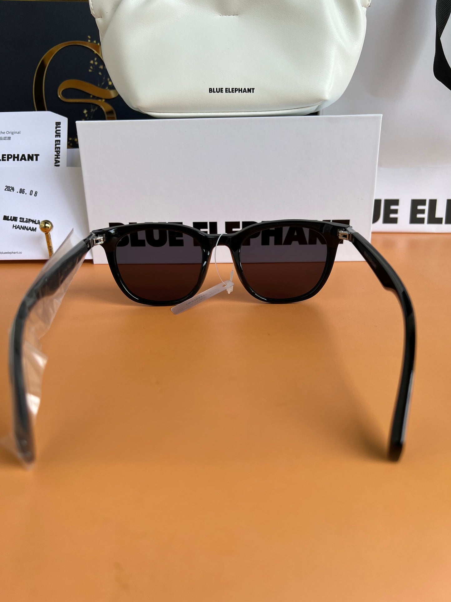 BLUE ELEPHANT SUNGLASSES KONA BLACK