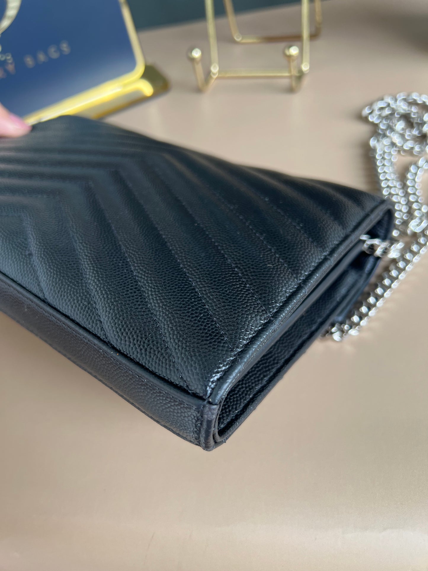 YSL WALLET ON CHAIN MEDIUM