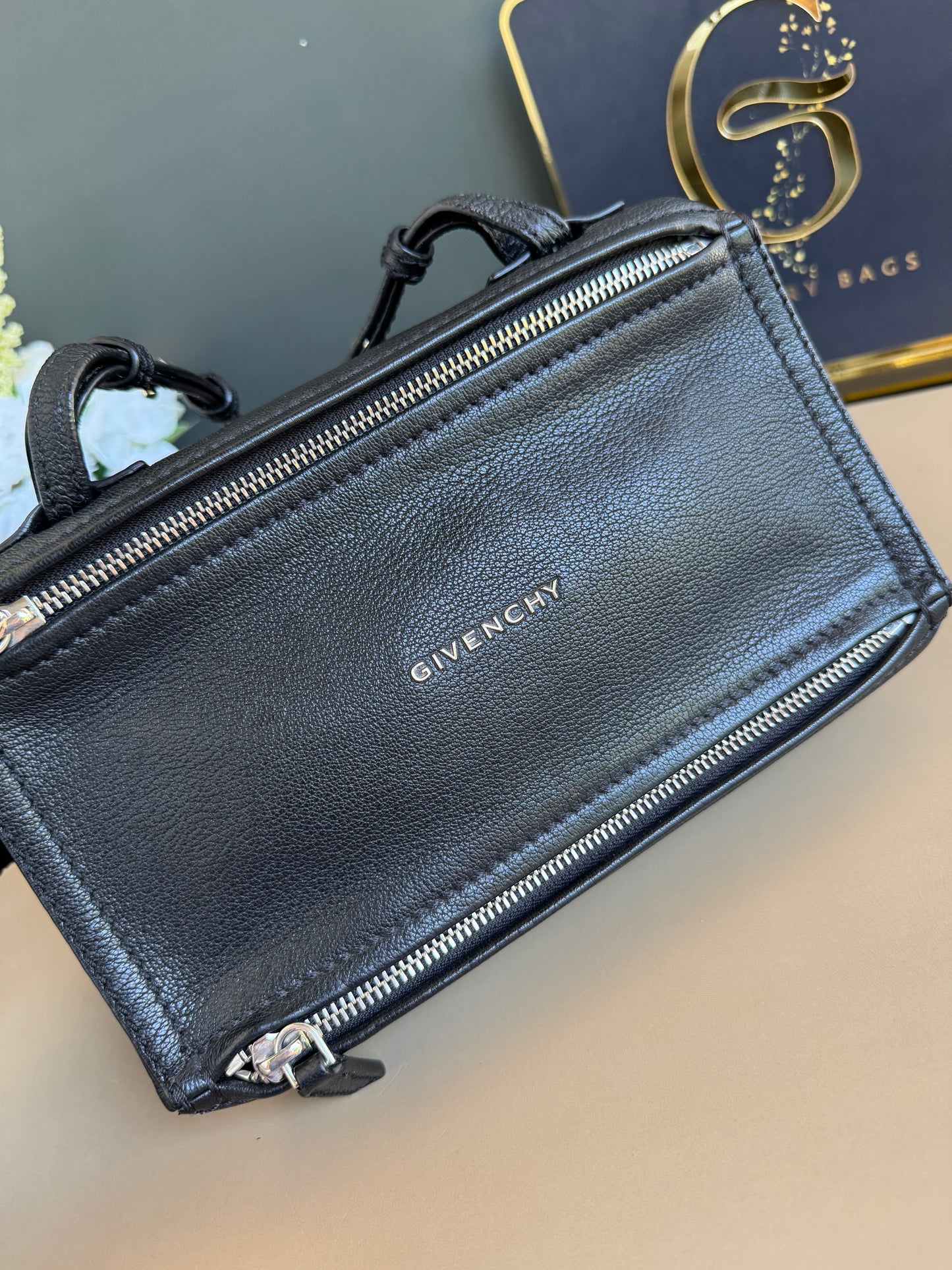 GIVENCHY MINI PANDORA