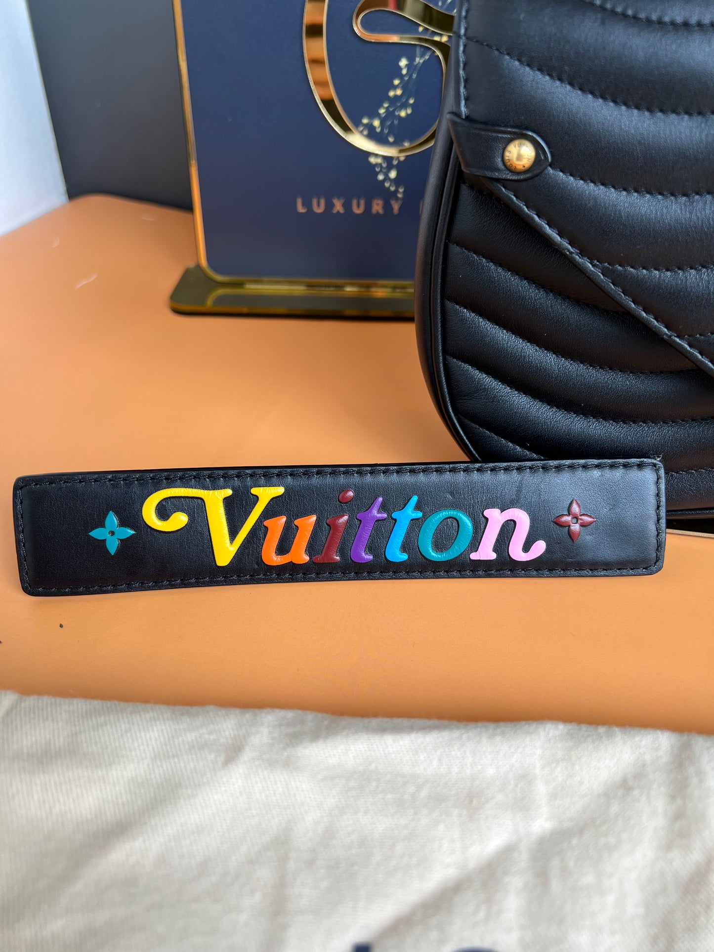 LOUIS VUITTON NEW WAVE MM