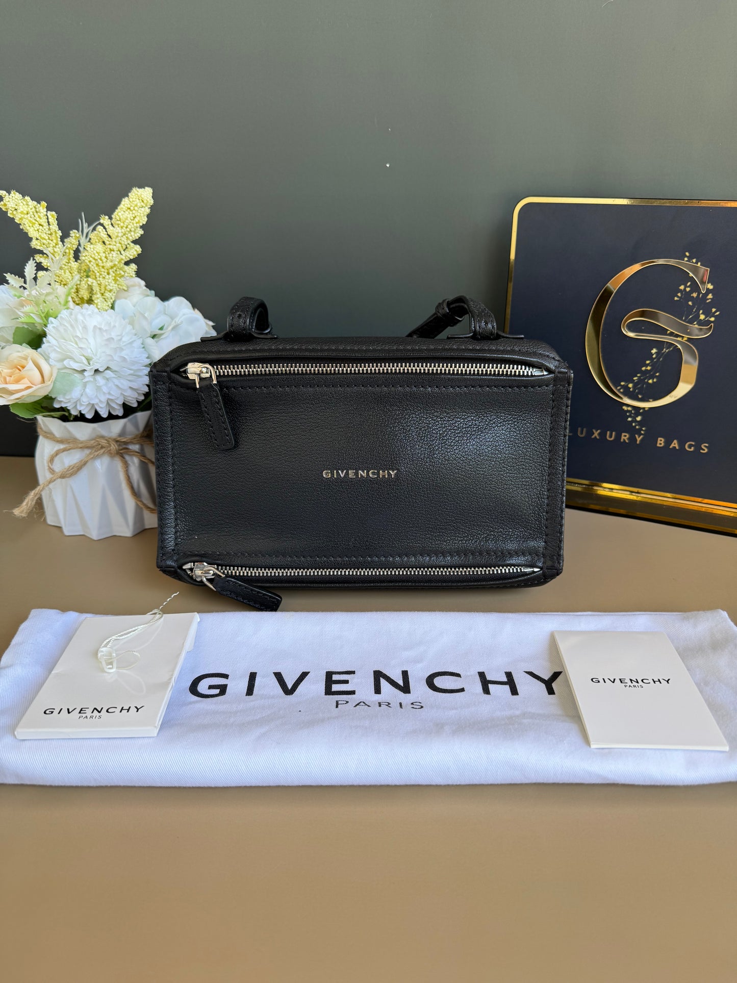 GIVENCHY MINI PANDORA