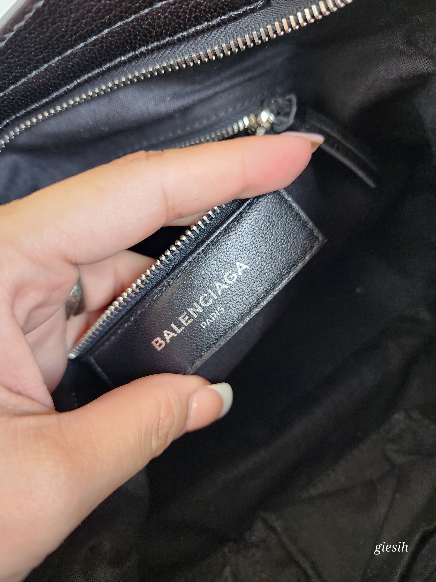 Balenciaga Town Black SHW