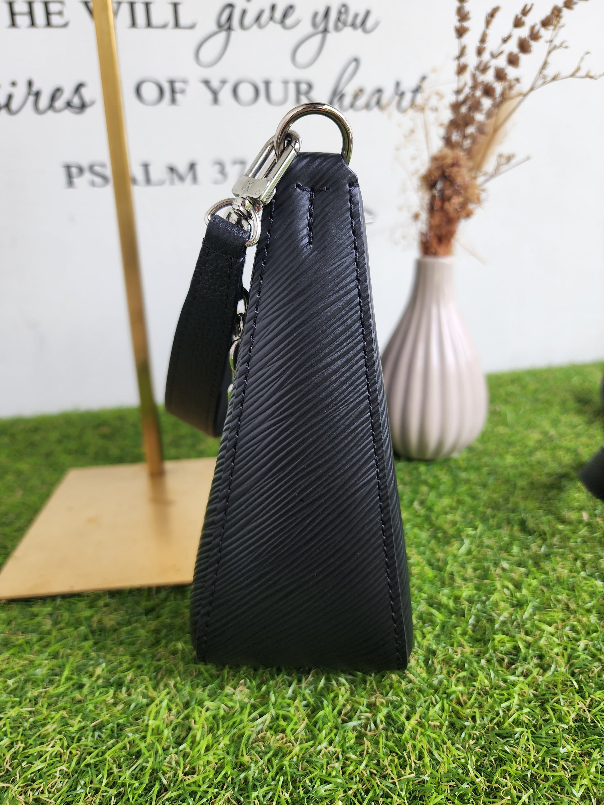 Louis Vuitton Marelle Handbag EPI Leather Black