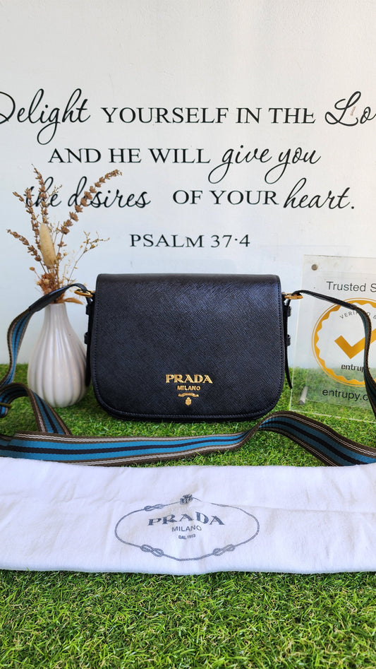 PRADA SAFFIANO FLAP CAMERA BAG