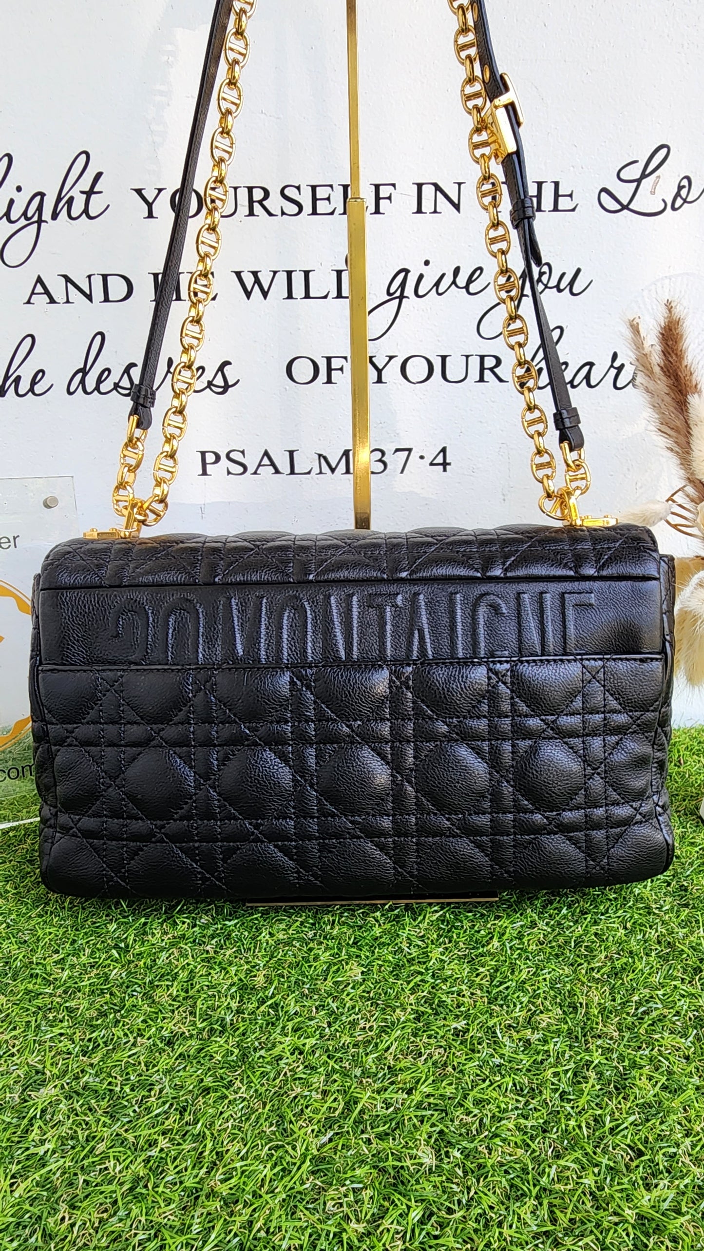 Christian Dior Caro