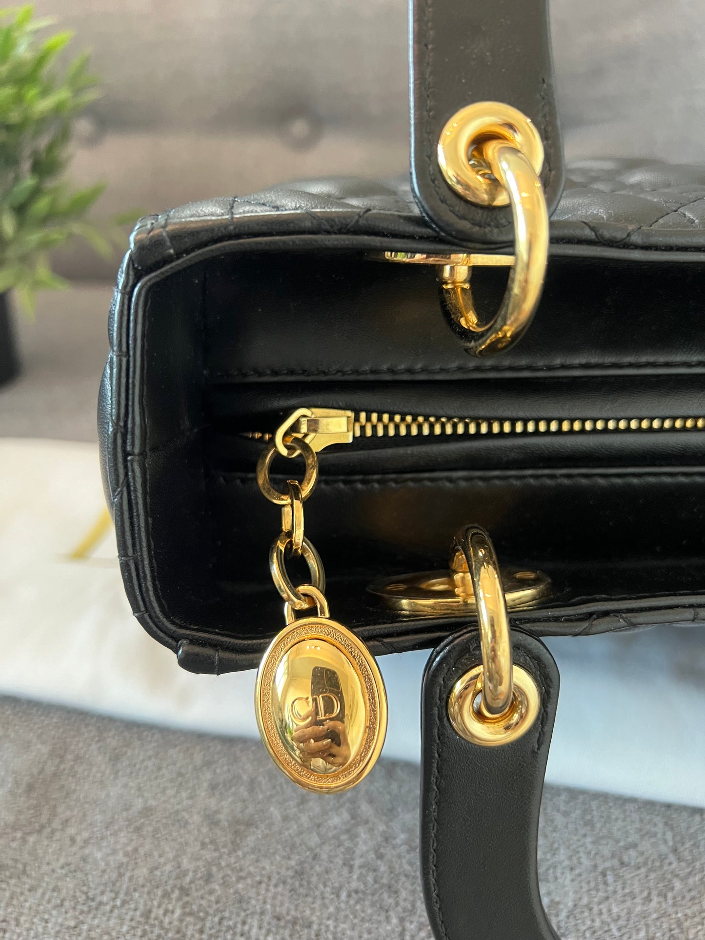 LADY DIOR MEDIUM BLACK