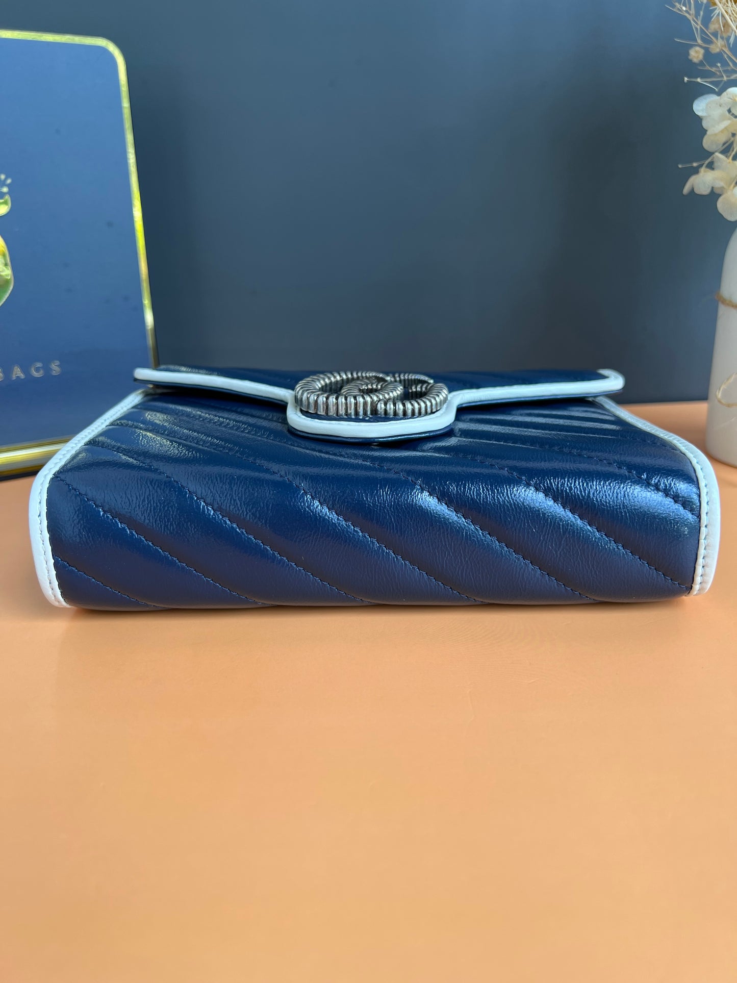 GUCCI MARMONT WALLET ON CHAIN