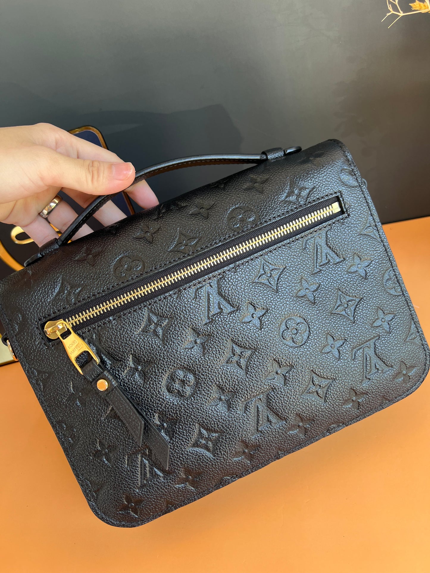 LOUIS VUITTON POCHETTE METIS