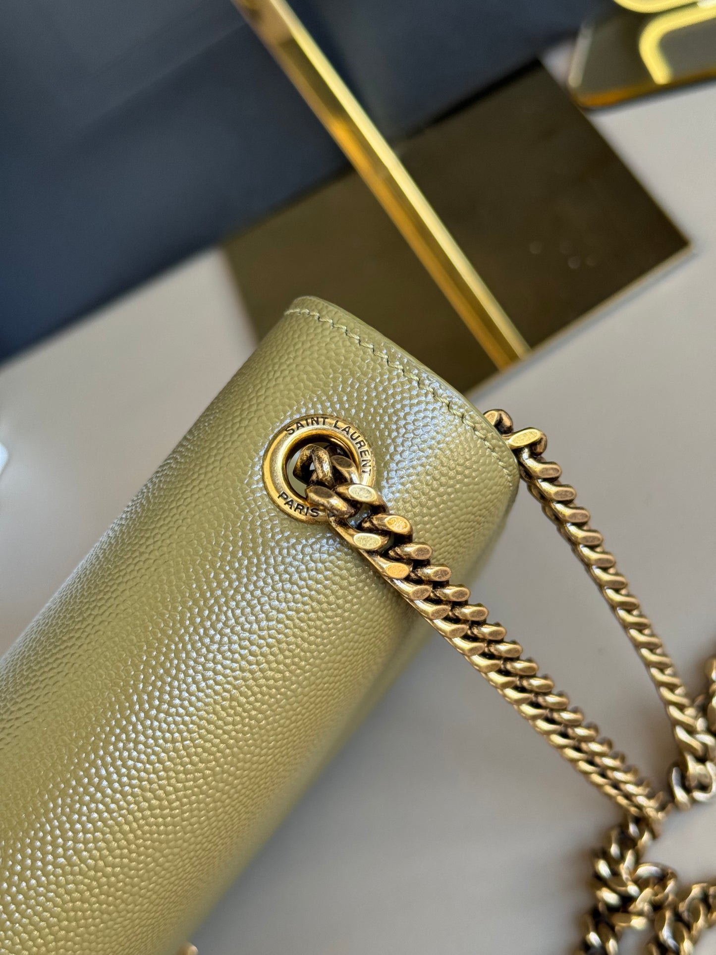 YSL KATE MEDIUM