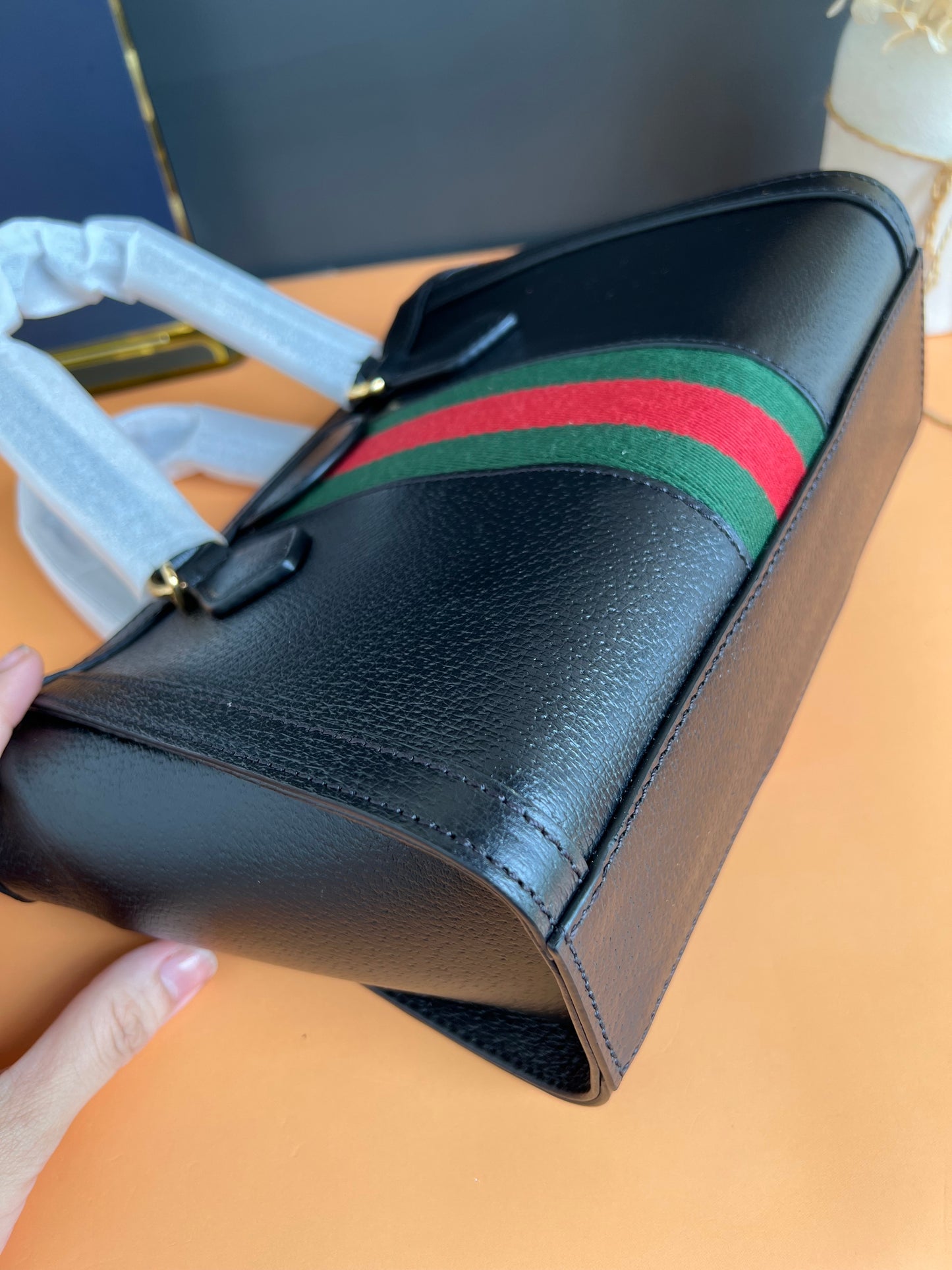 GUCCI OPHIDIA GG TOTE