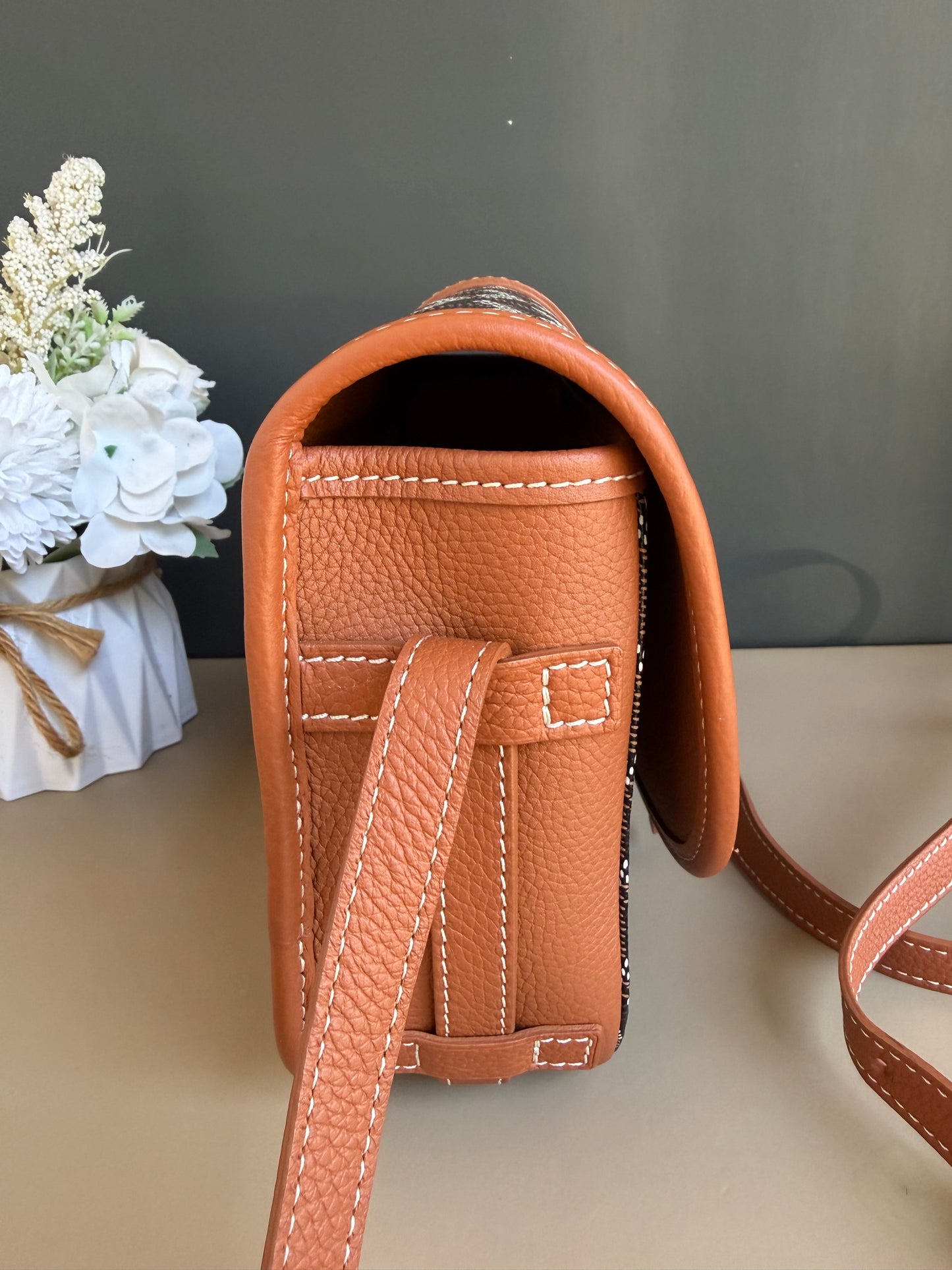 GOYARD BELVEDERE PM TAN/BLACK