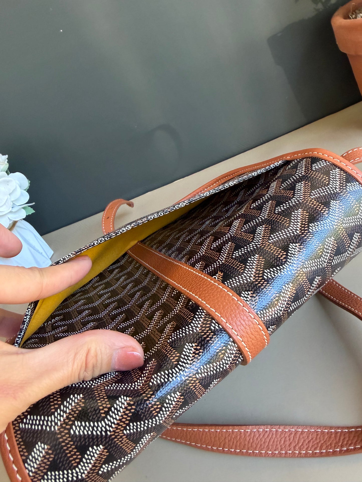 GOYARD BELVEDERE PM TAN/BLACK