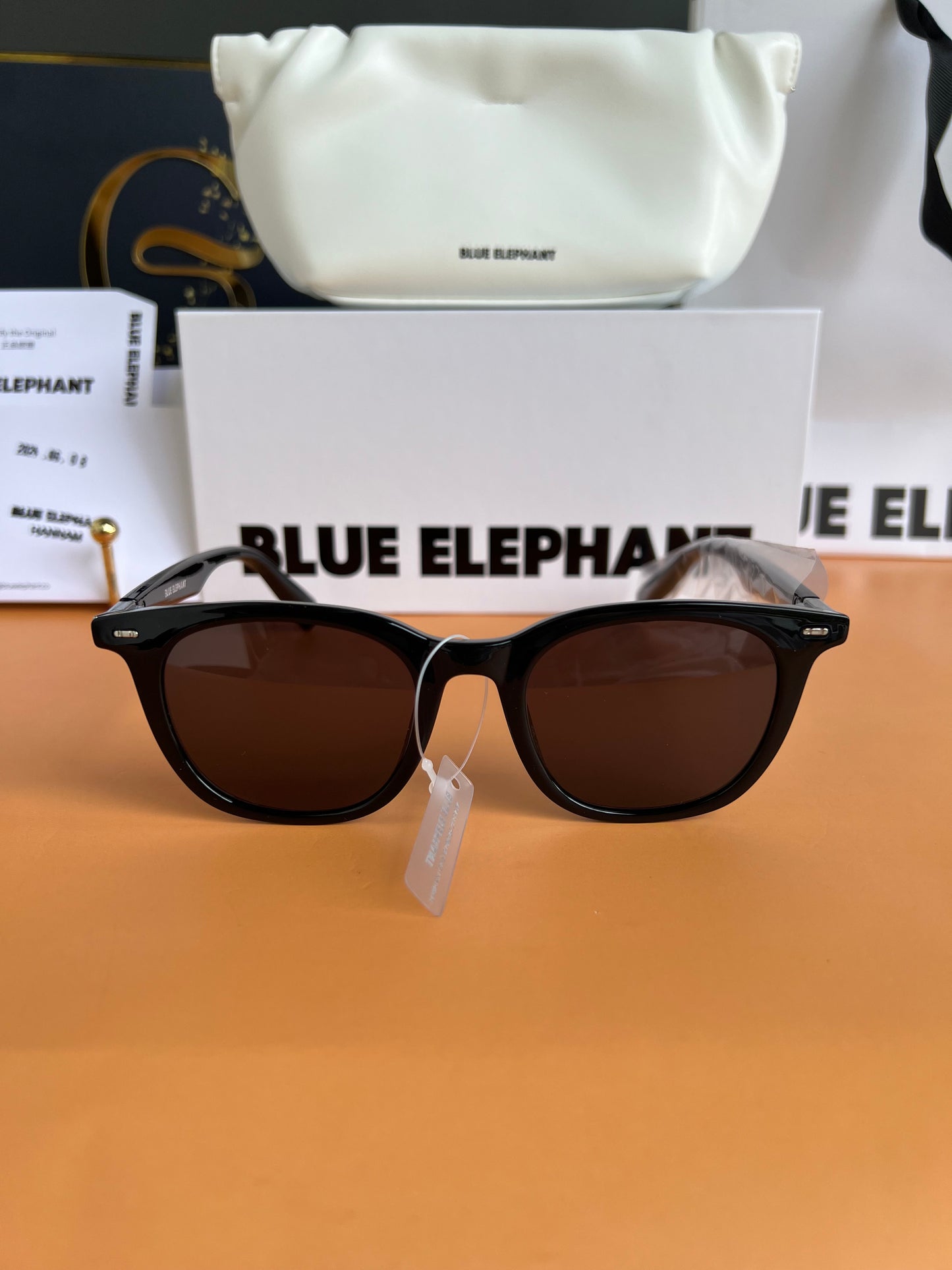 BLUE ELEPHANT SUNGLASSES KONA BLACK