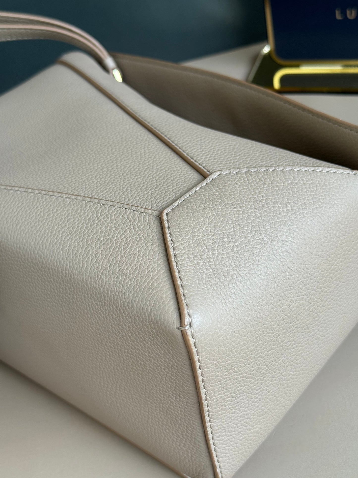 Loewe Small Puzzle Edge