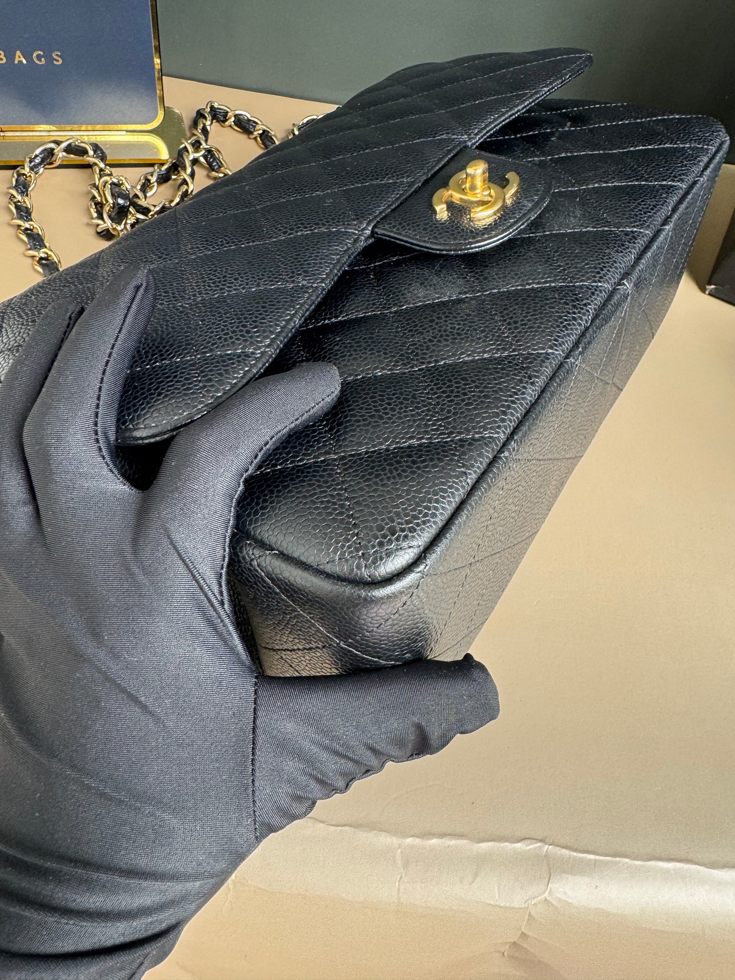 CHANEL CLASSIC JUMBO FLAP