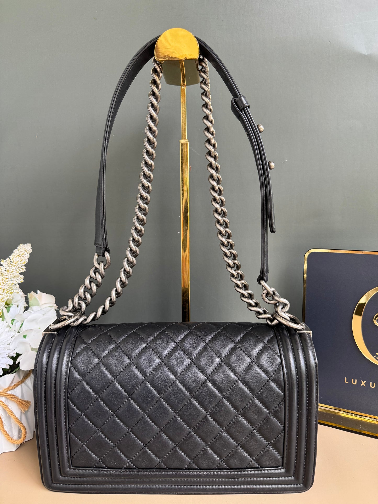 CHANEL LE BOY OLD MEDIUM