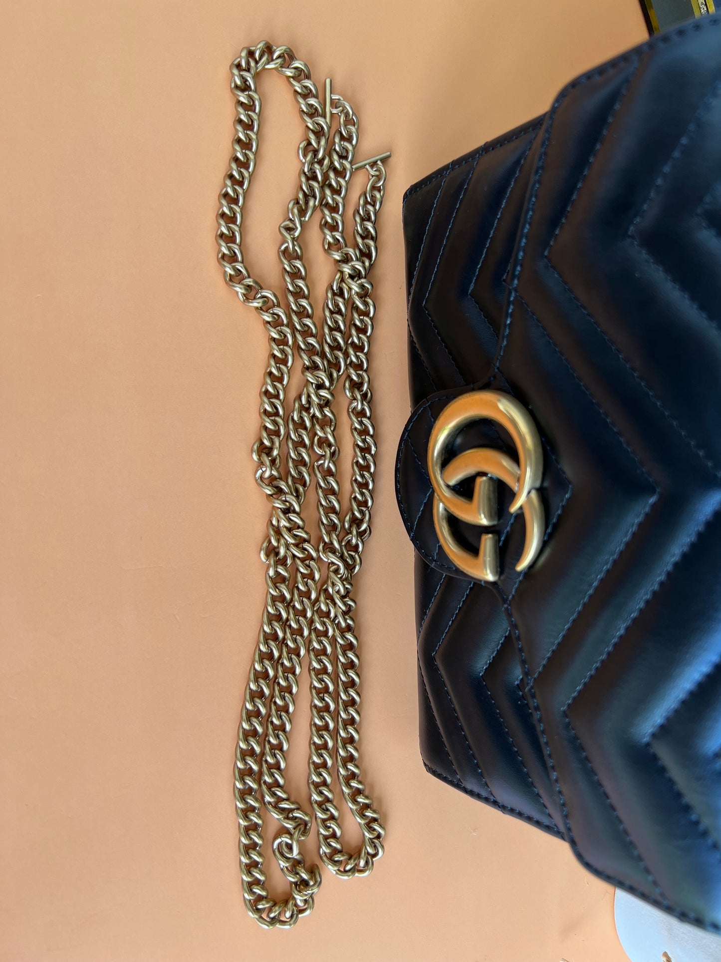 GUCCI MARMONT WALLET ON CHAIN