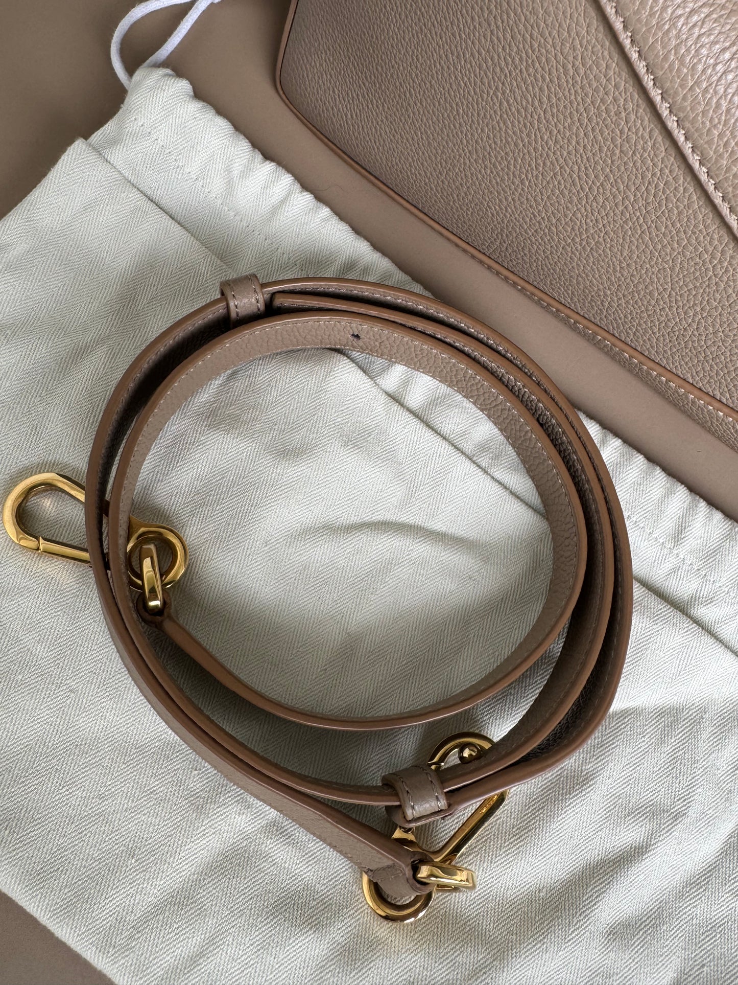 LOEWE PUZZLE EDGE SMALL