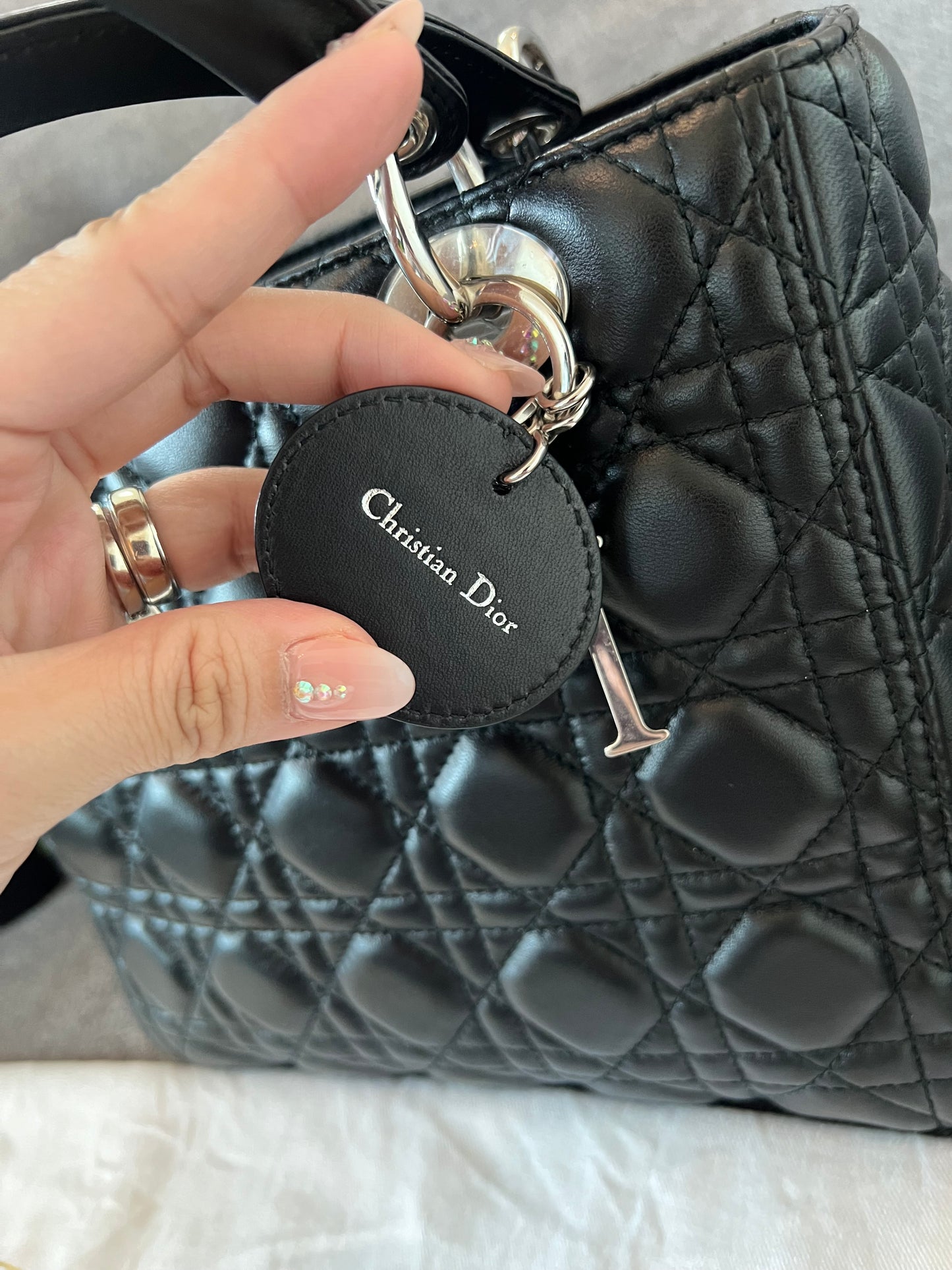 LADY DIOR MEDIUM BLACK