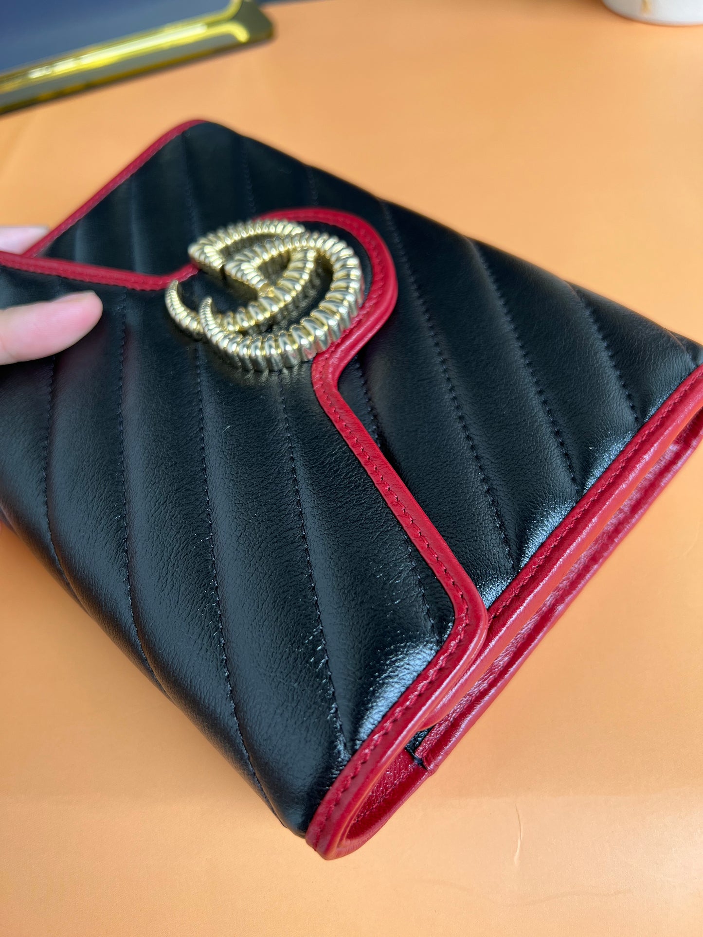 GUCCI MARMONT WALLET ON CHAIN