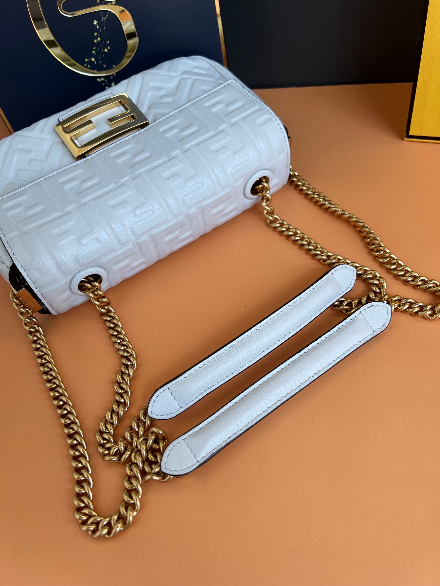 FENDI BAGUETTE