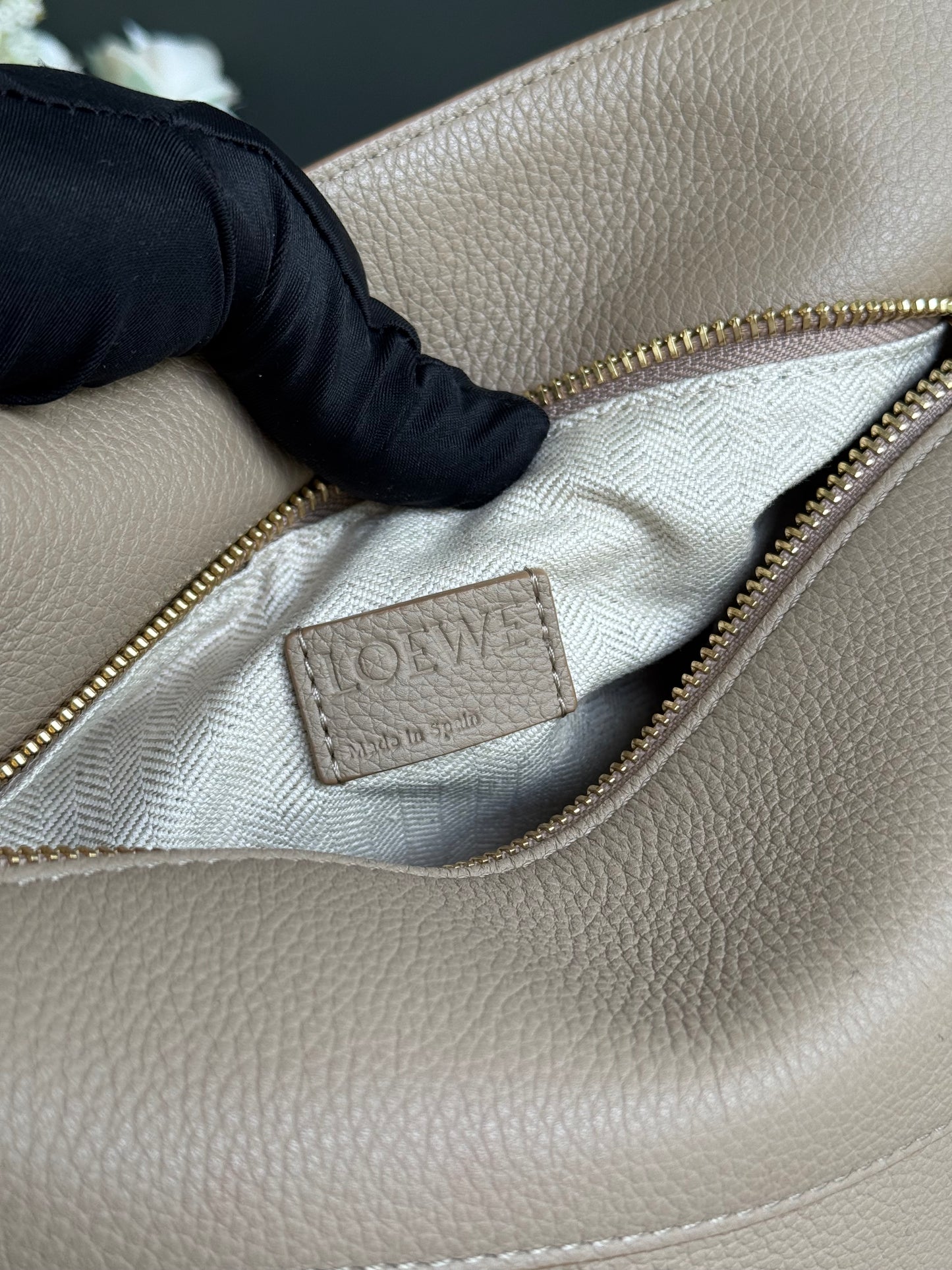 Loewe Small Puzzle Edge